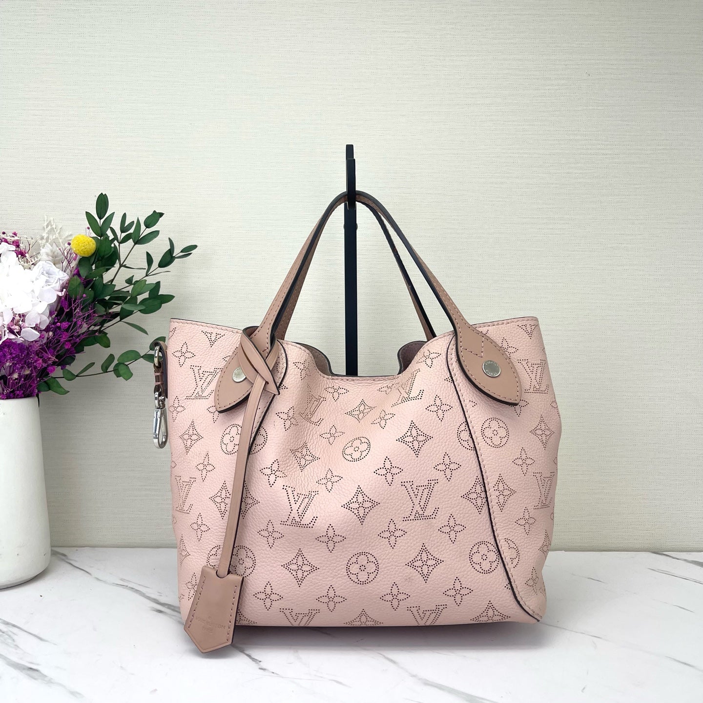 Louis Vuitton - Other - Leather - Pink - (medium)