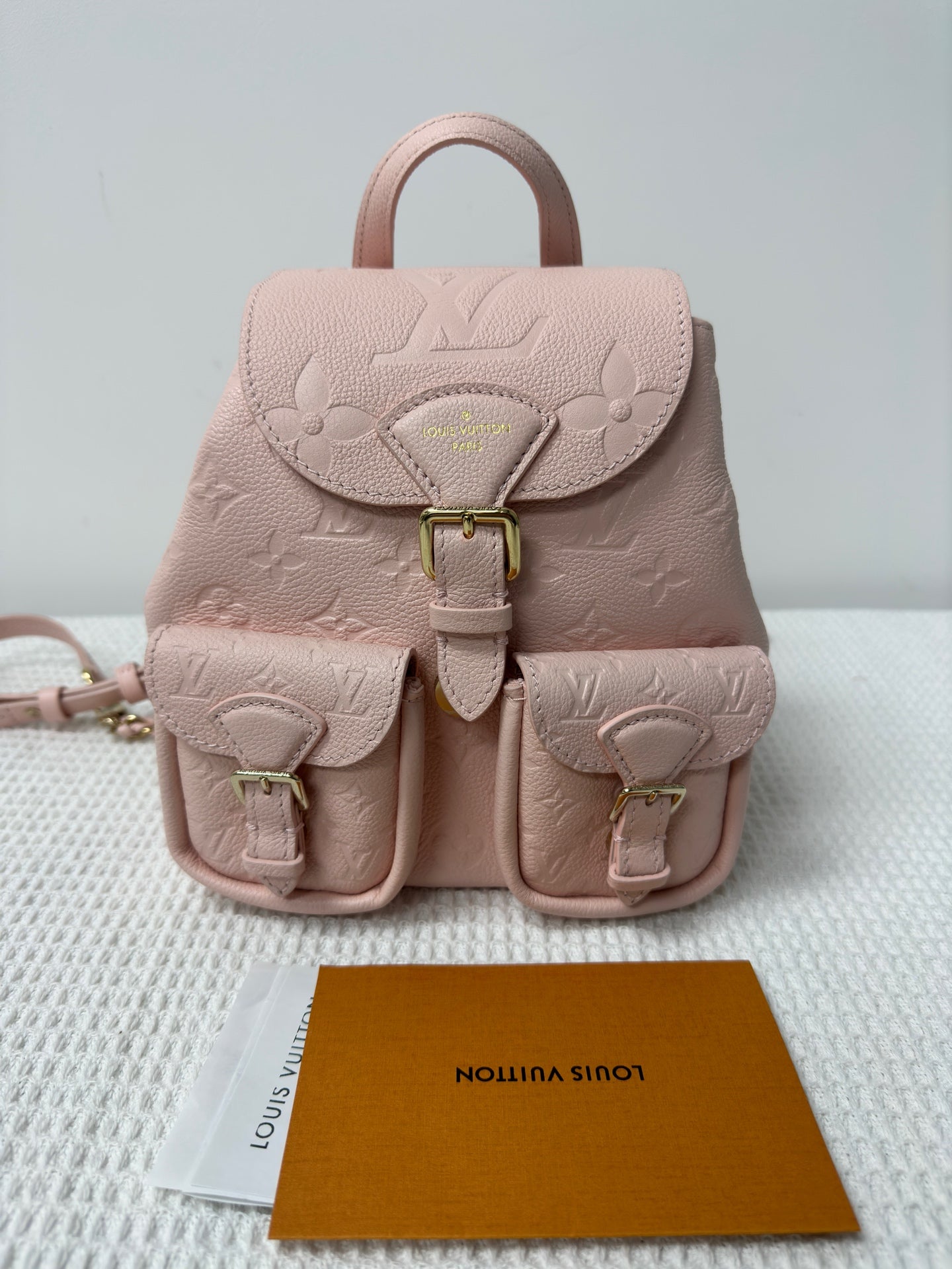 Louis Vuitton - Other - Leather - Pink - (mini)