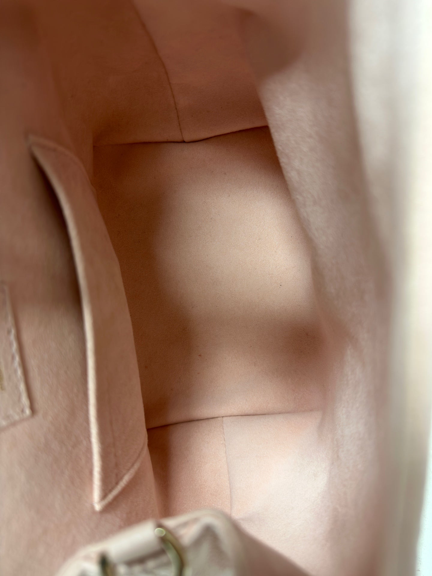 Louis Vuitton - Other - Leather - Pink - (mini)