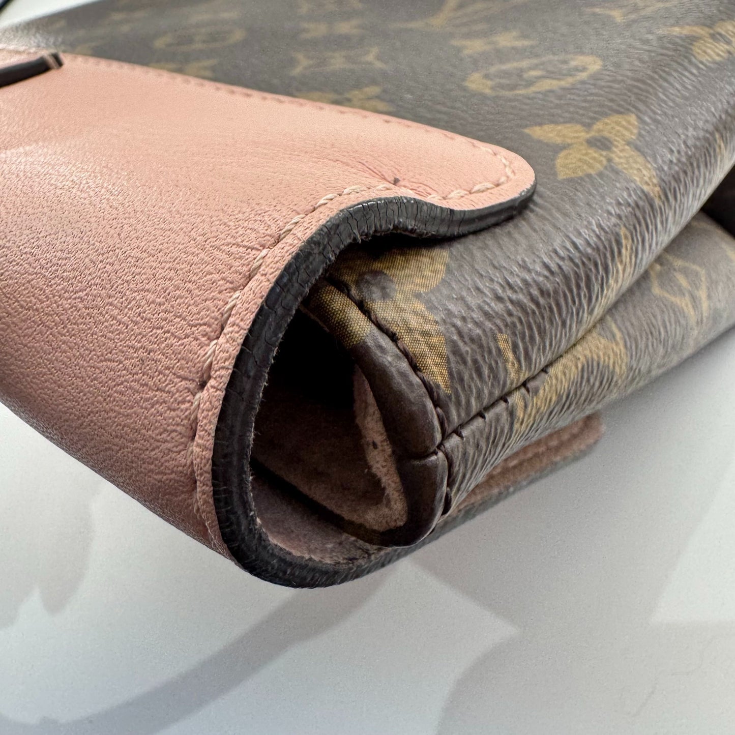 Louis Vuitton - Other - Leather - Pink - (mini)