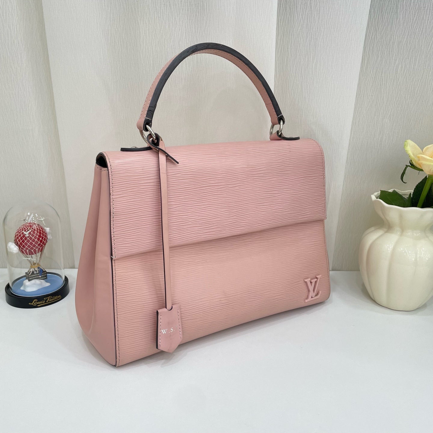 Louis Vuitton - Other - Leather - Pink - (small)