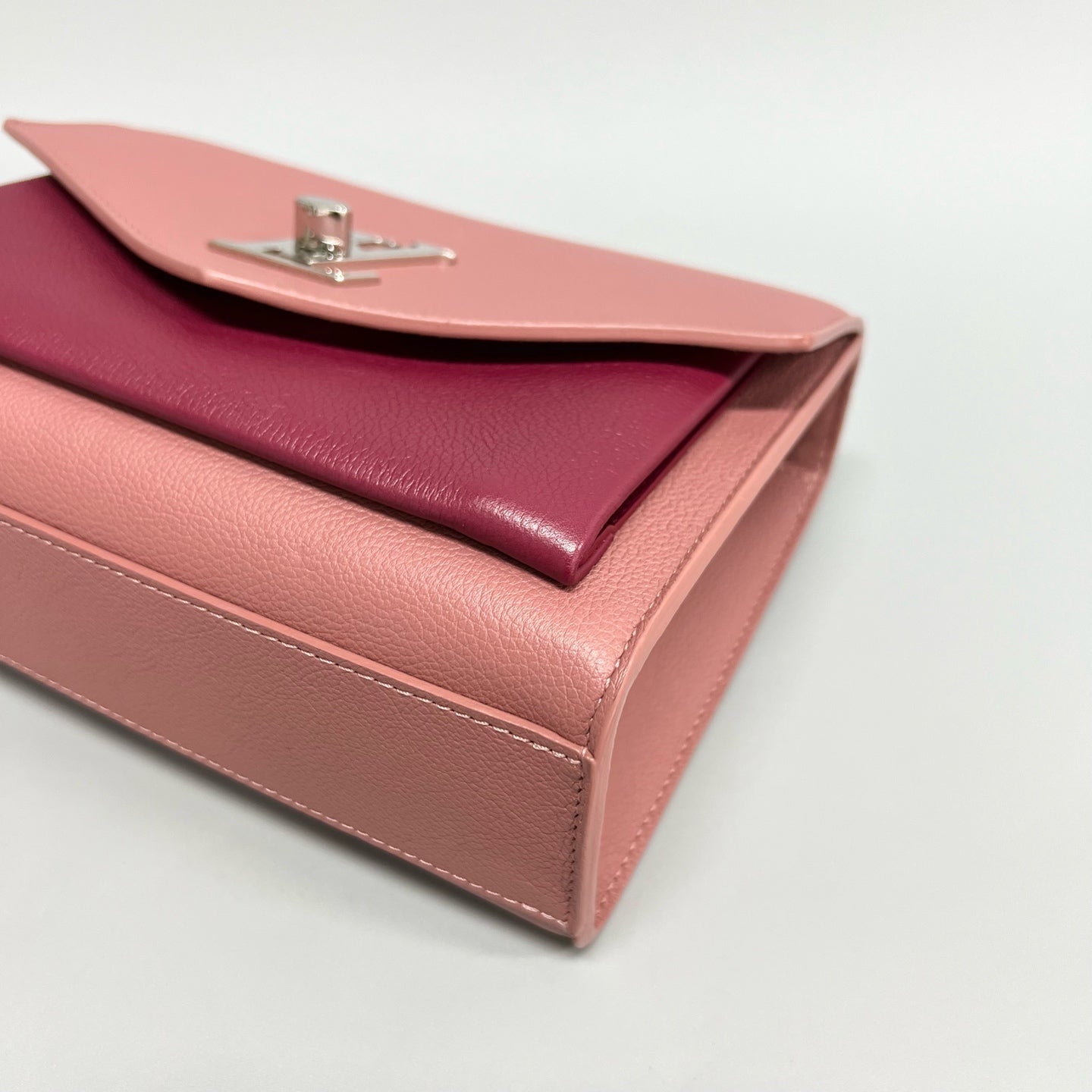 Louis Vuitton - Other - Leather - Pink - (small)