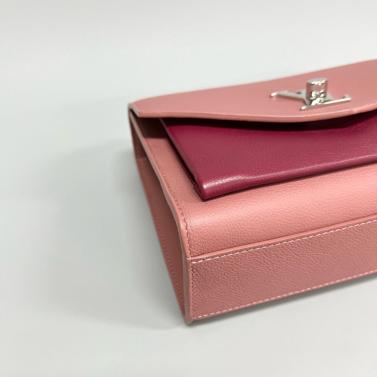 Louis Vuitton - Other - Leather - Pink - (small)