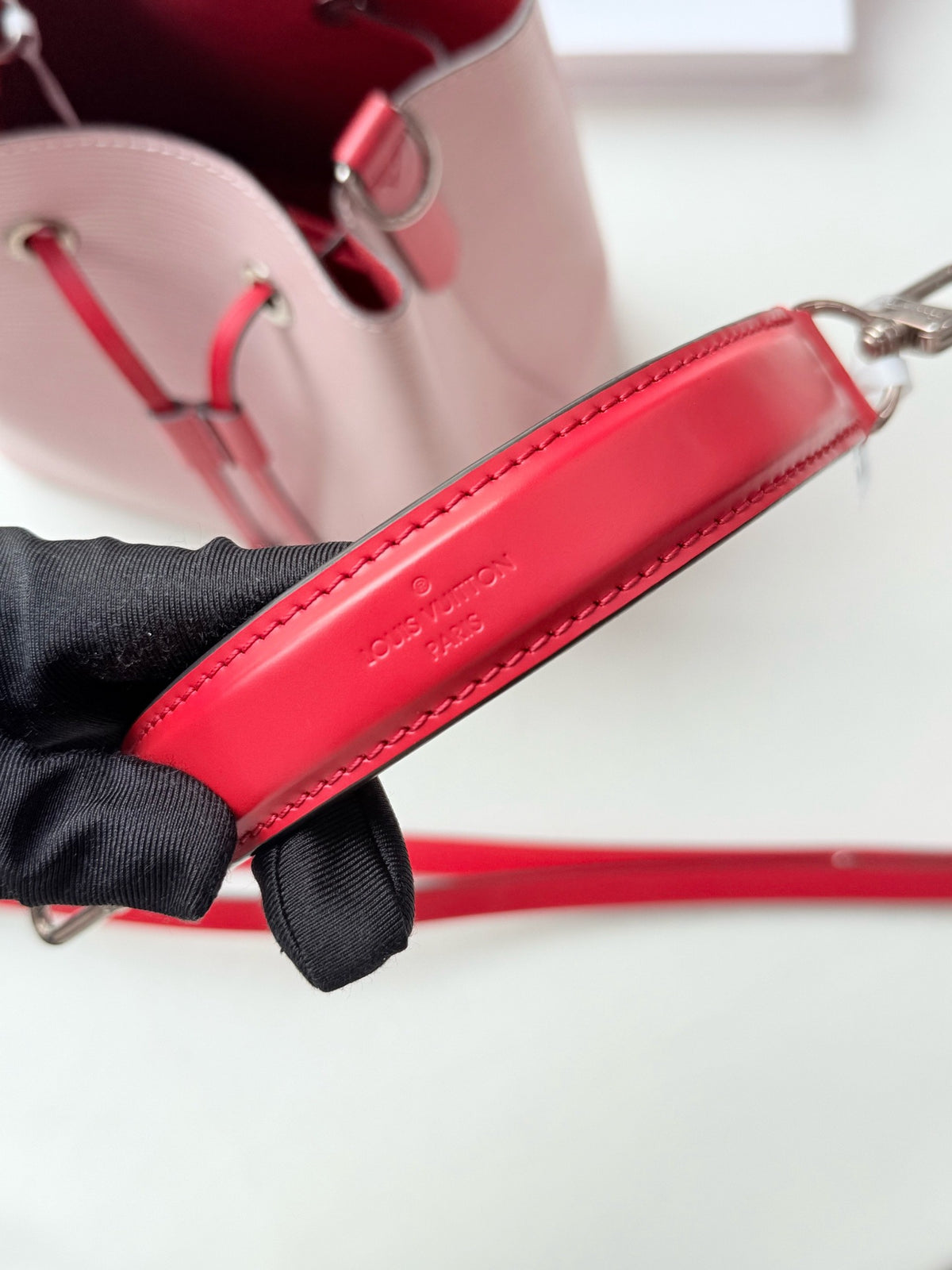 Louis Vuitton - Other - Leather - Pink - (small)