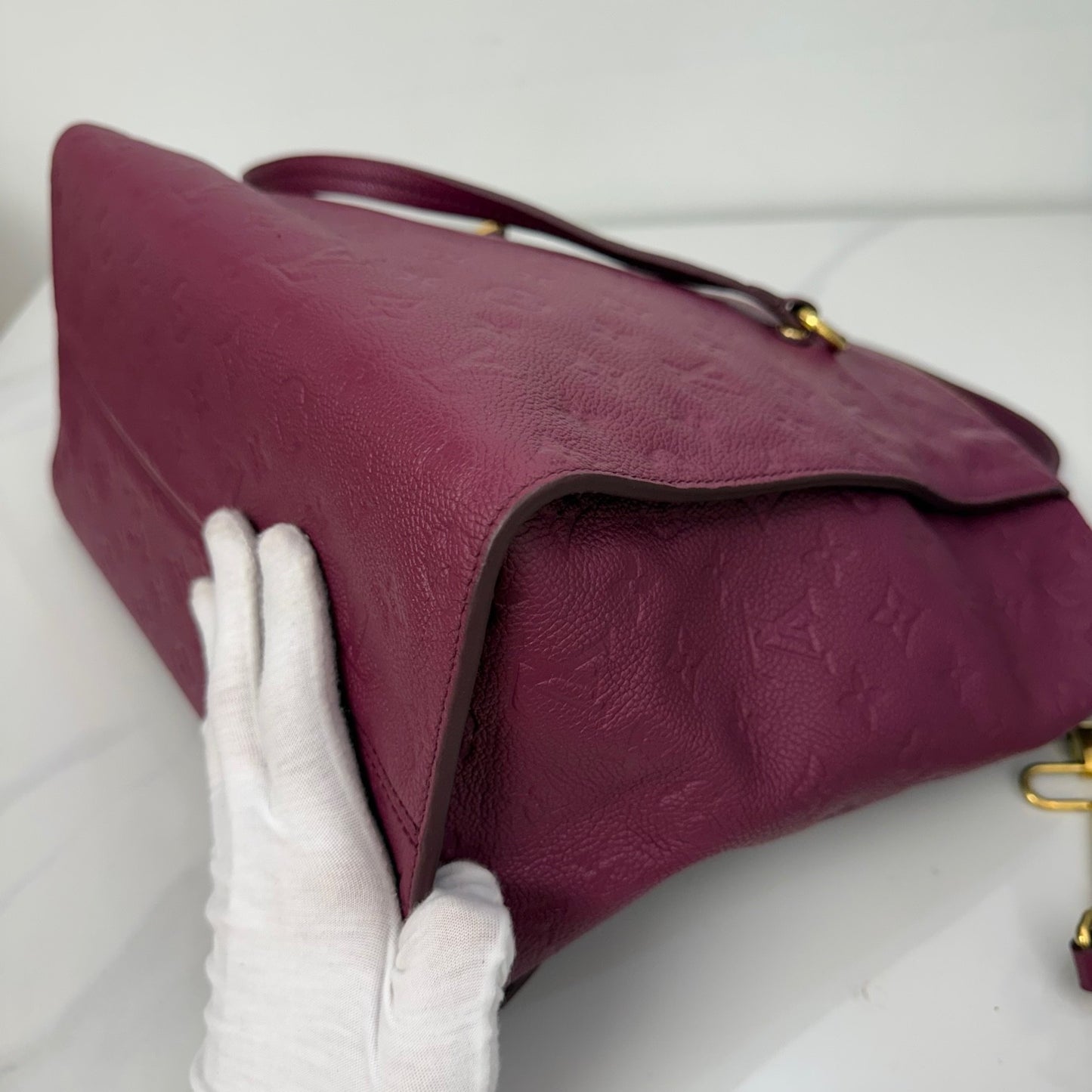 Louis Vuitton - Other - Leather - Purple - (medium)