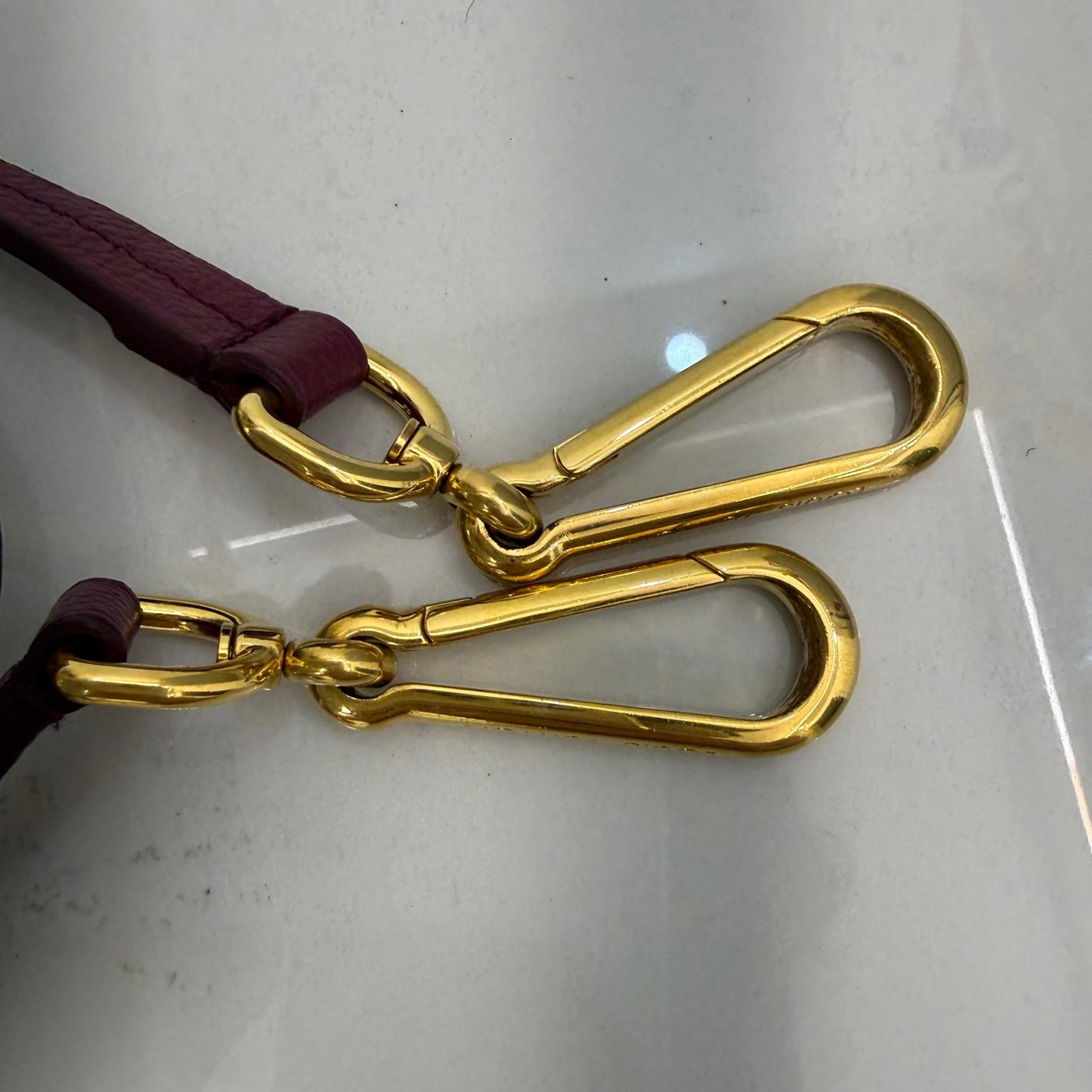 Louis Vuitton - Other - Leather - Purple - (medium)