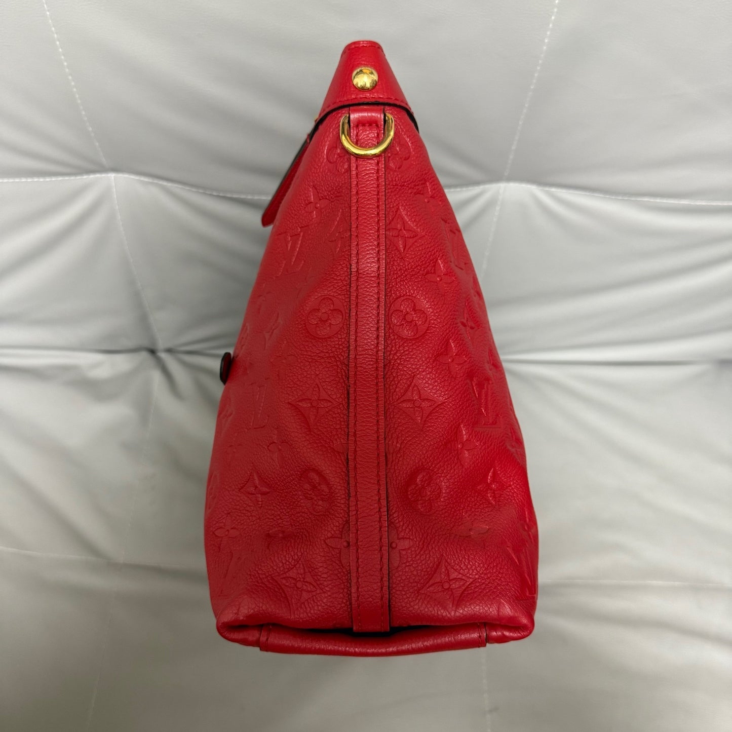 Louis Vuitton - Other - Leather - Red - (medium)