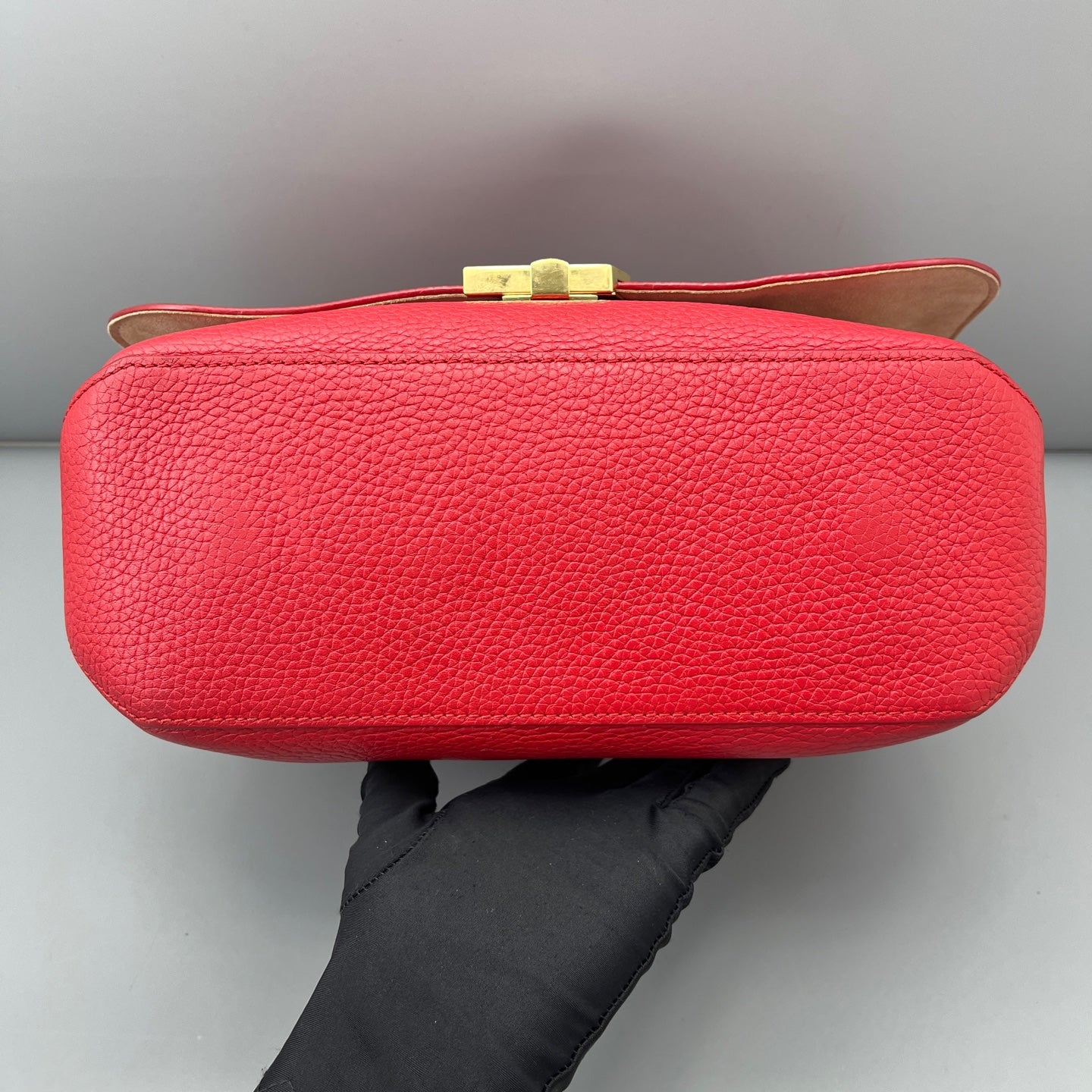 Louis Vuitton - Other - Leather - Red - (medium)
