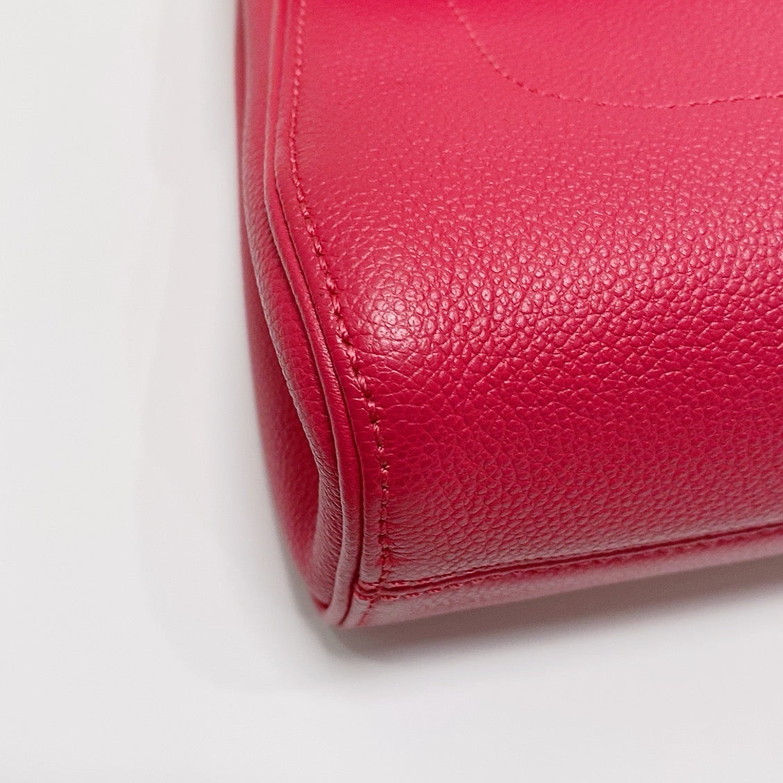 Louis Vuitton - Other - Leather - Red - (medium)