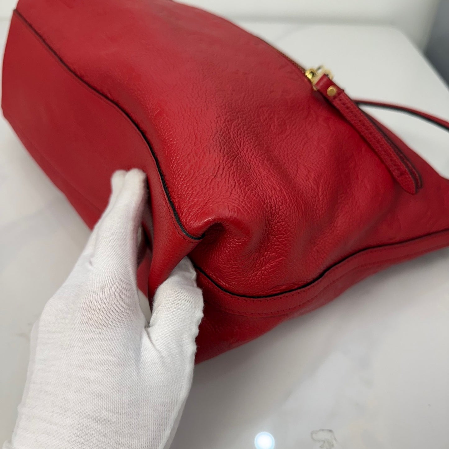 Louis Vuitton - Other - Leather - Red - (medium)