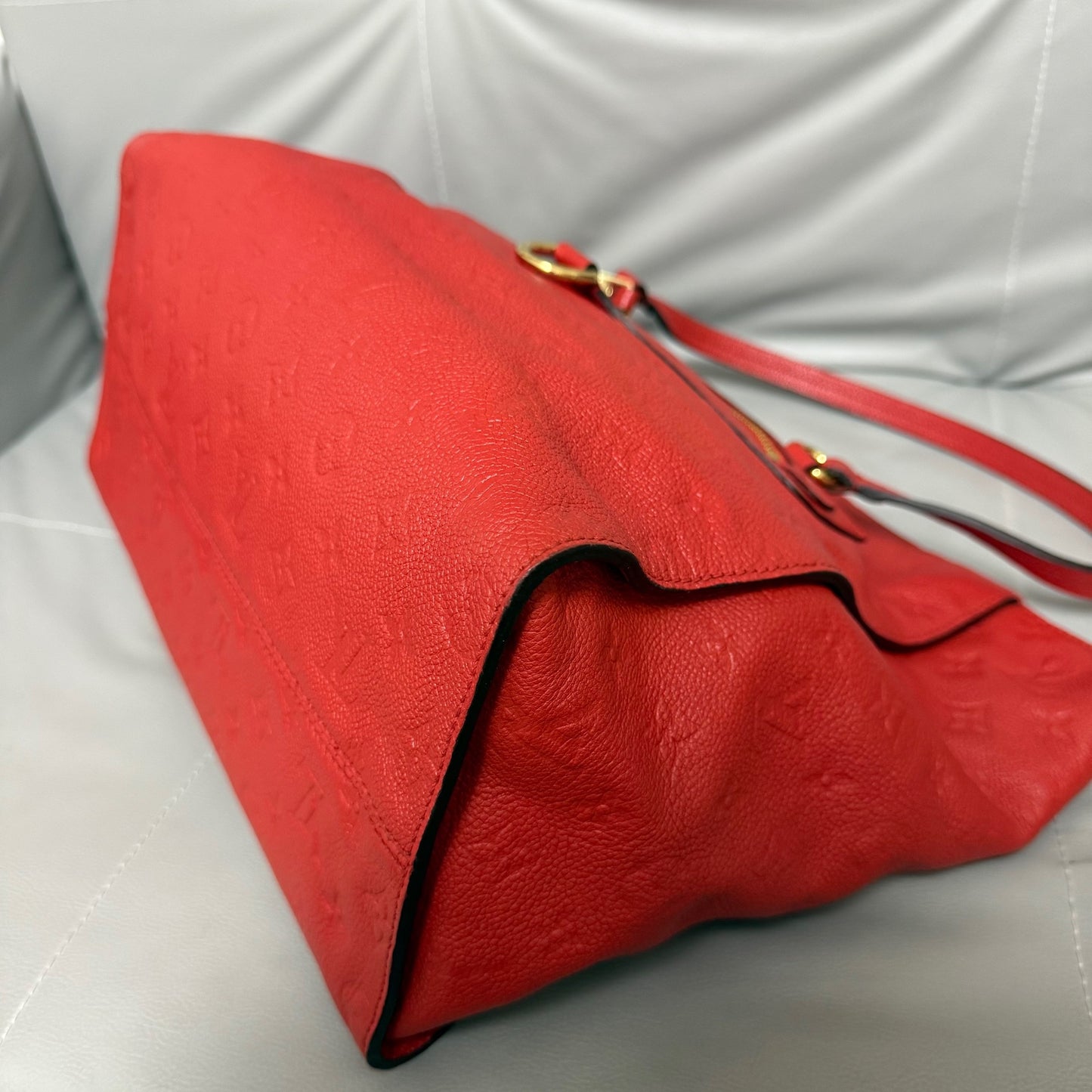 Louis Vuitton - Other - Leather - Red - (medium)