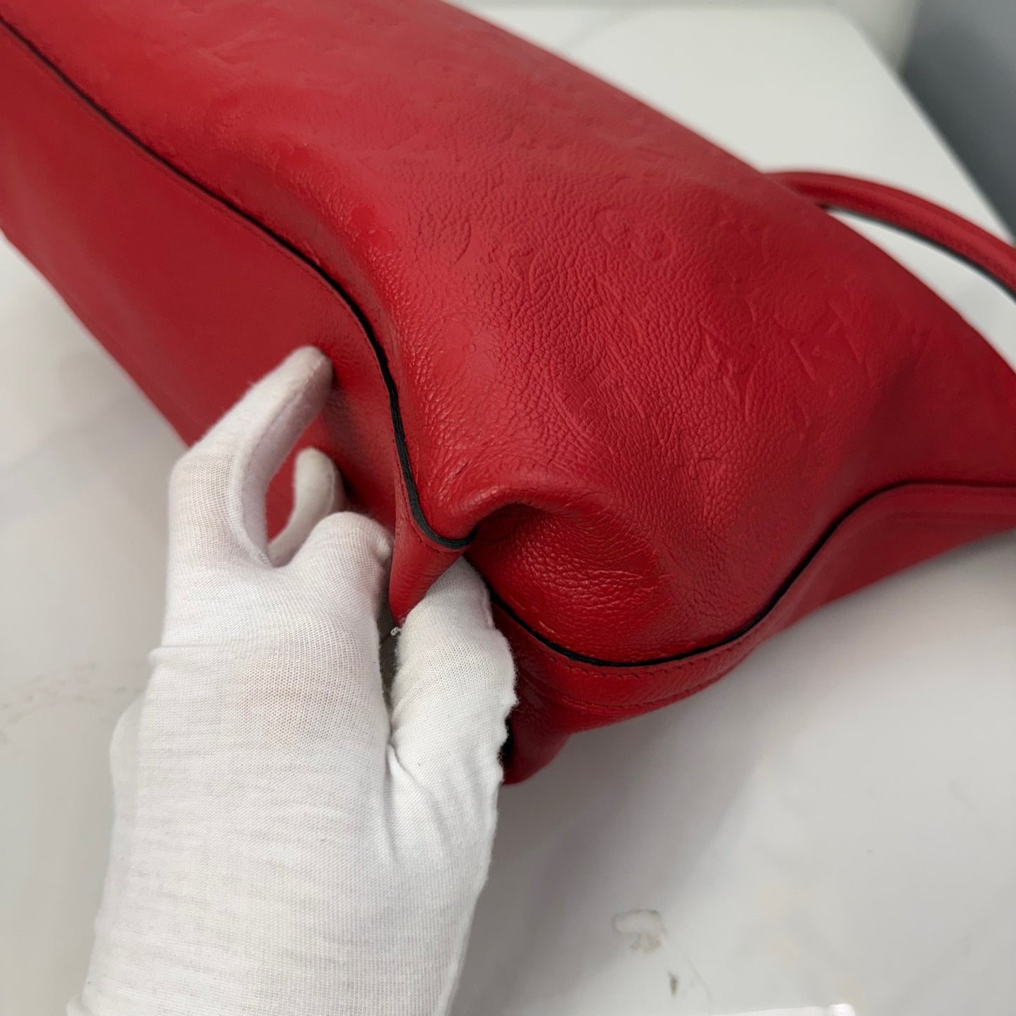 Louis Vuitton - Other - Leather - Red - (medium)