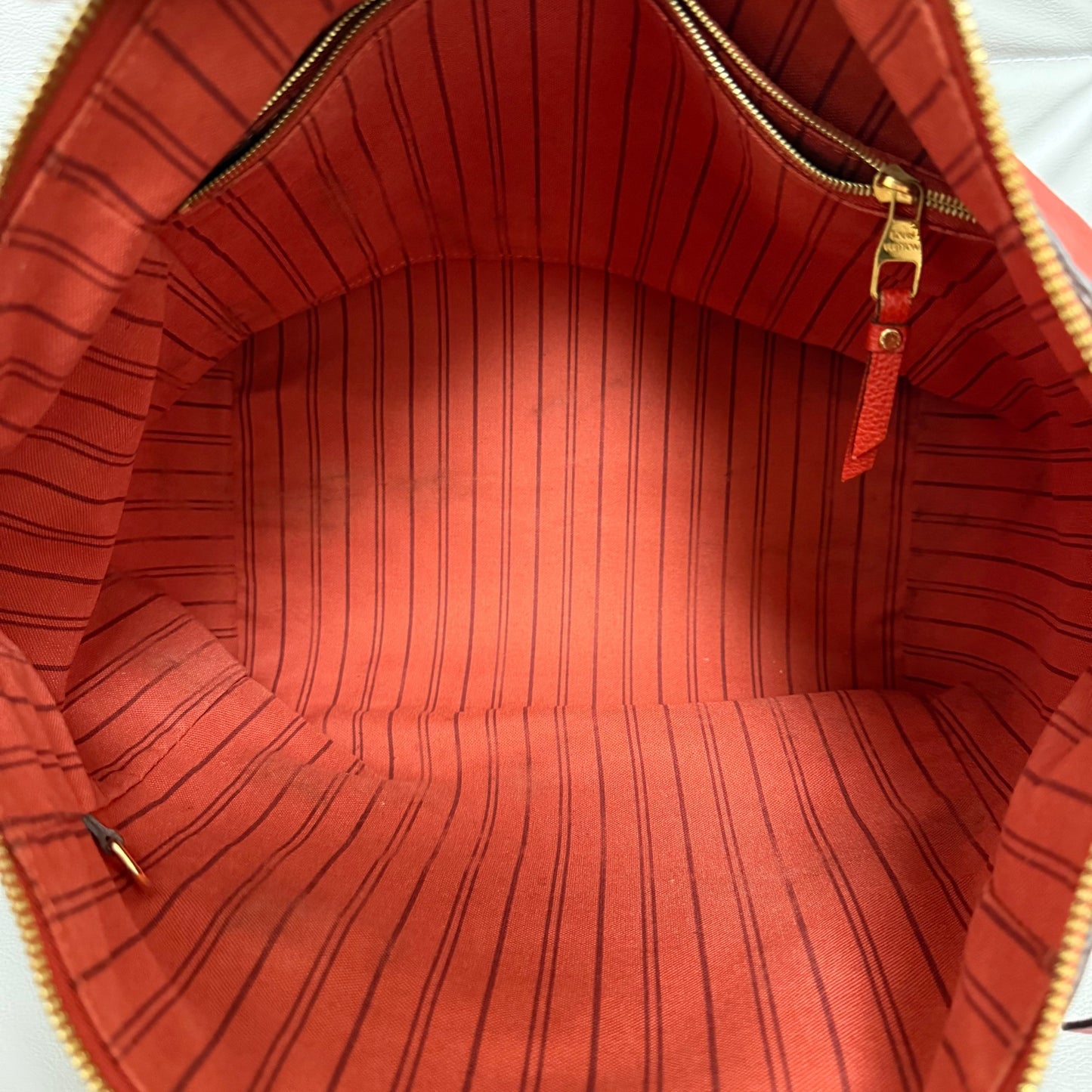 Louis Vuitton - Other - Leather - Red - (medium)