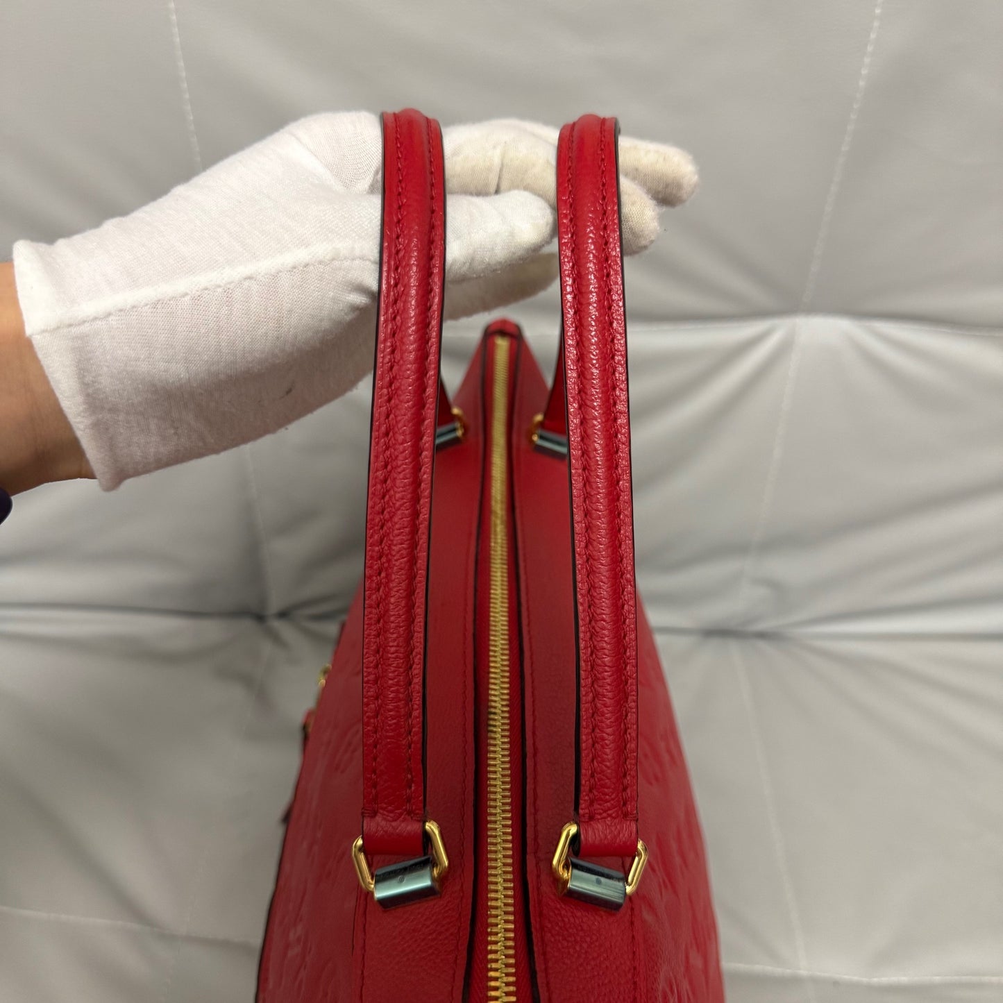 Louis Vuitton - Other - Leather - Red - (medium)