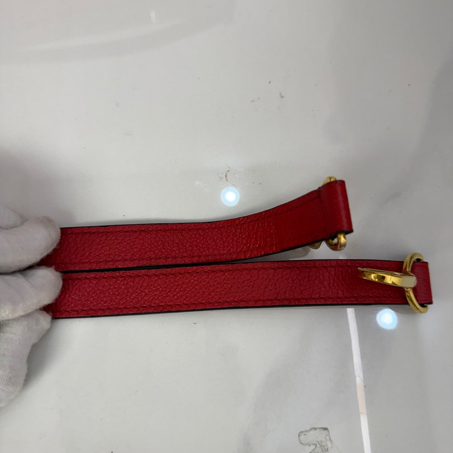 Louis Vuitton - Other - Leather - Red - (medium)