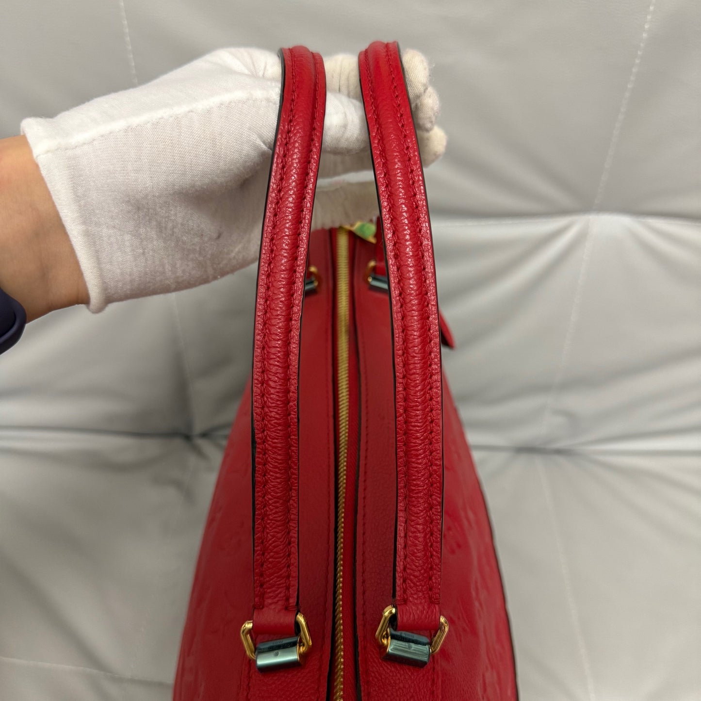 Louis Vuitton - Other - Leather - Red - (medium)