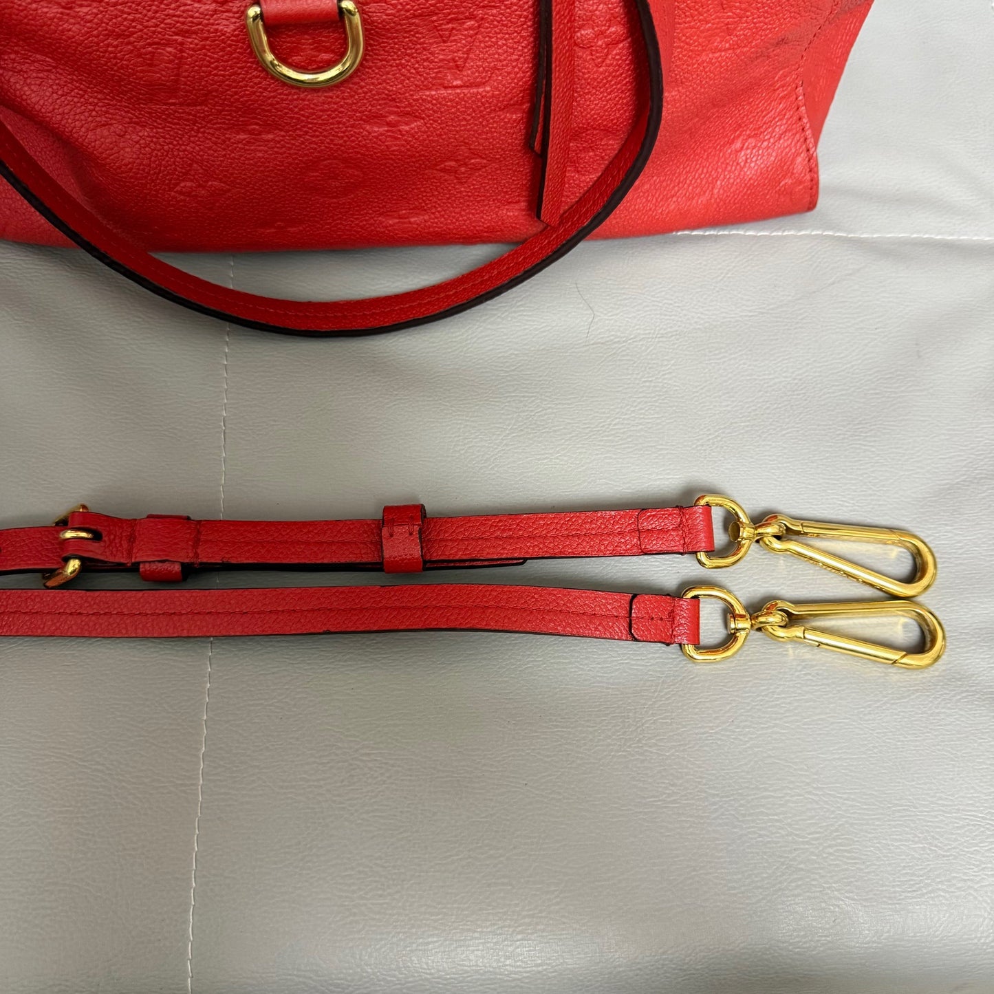 Louis Vuitton - Other - Leather - Red - (medium)
