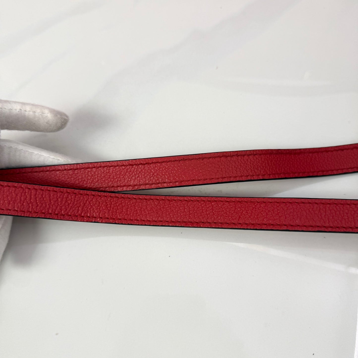 Louis Vuitton - Other - Leather - Red - (medium)