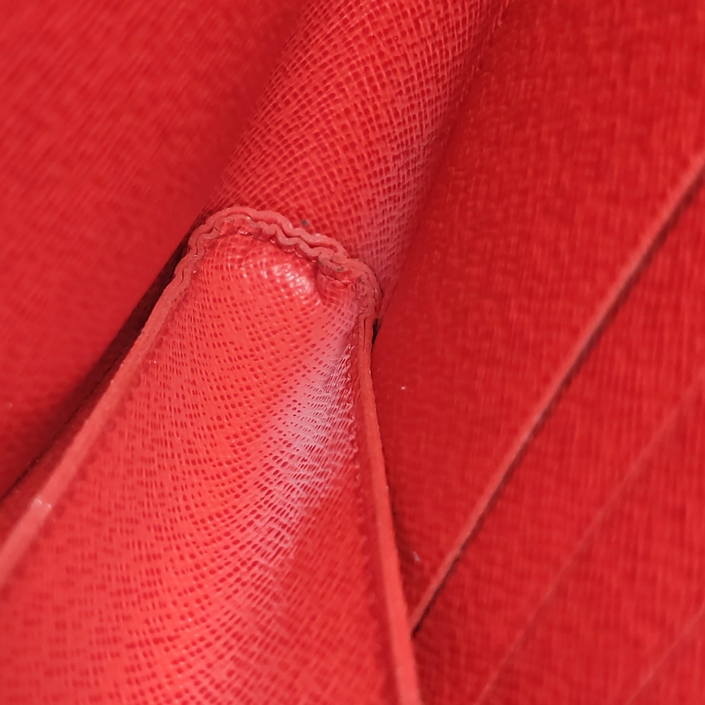 Louis Vuitton - Other - Leather - Red - (mini)