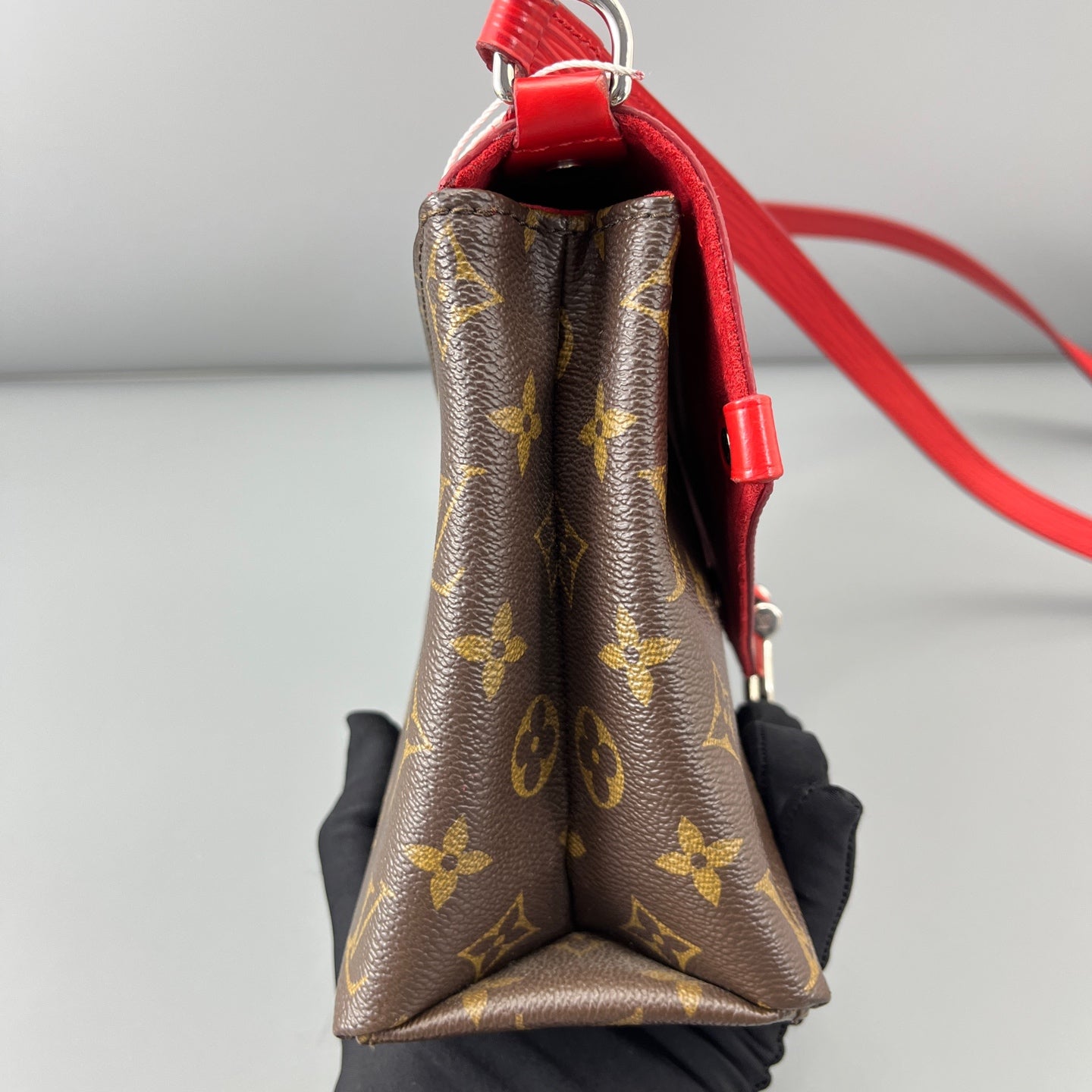 Louis Vuitton - Other - Leather - Red - (small)