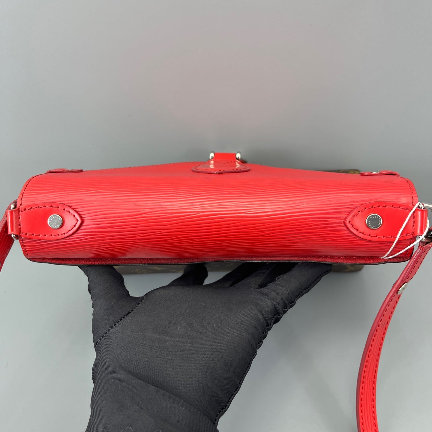 Louis Vuitton - Other - Leather - Red - (small)
