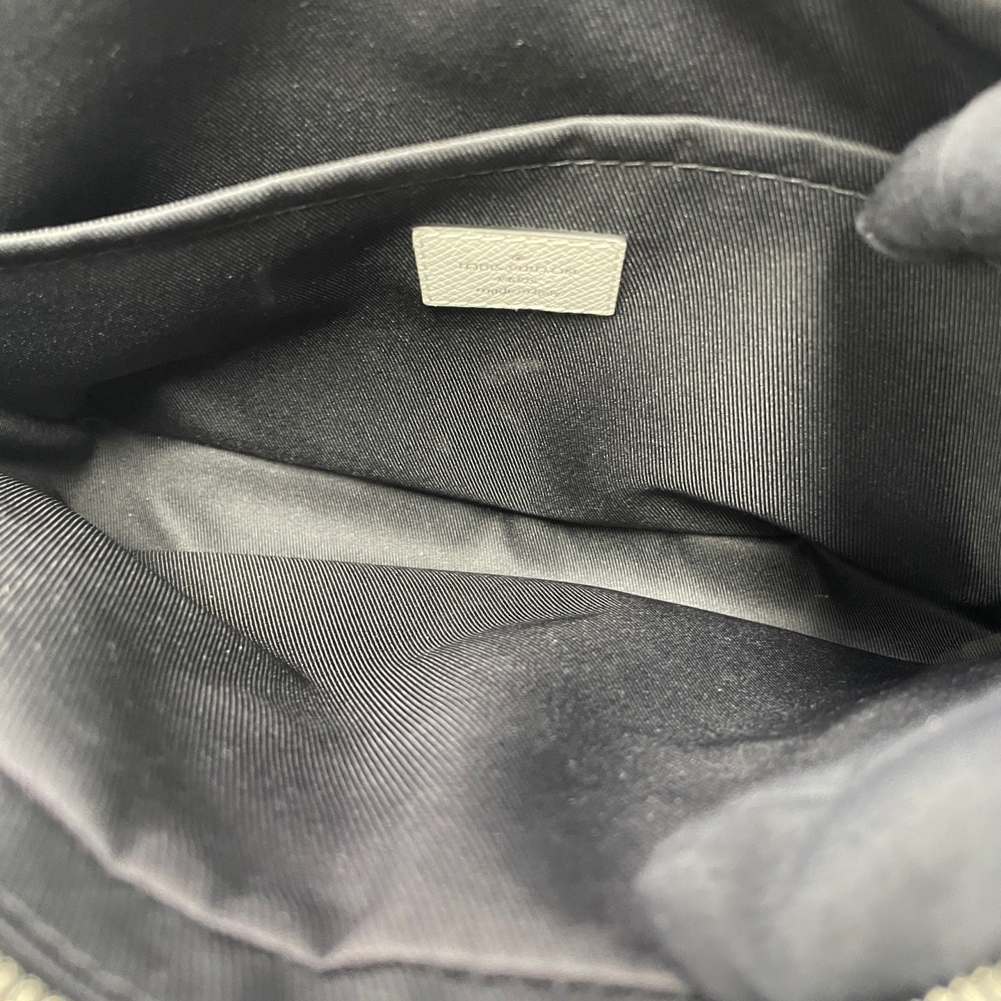 Louis Vuitton - Other - Leather - White - (small)