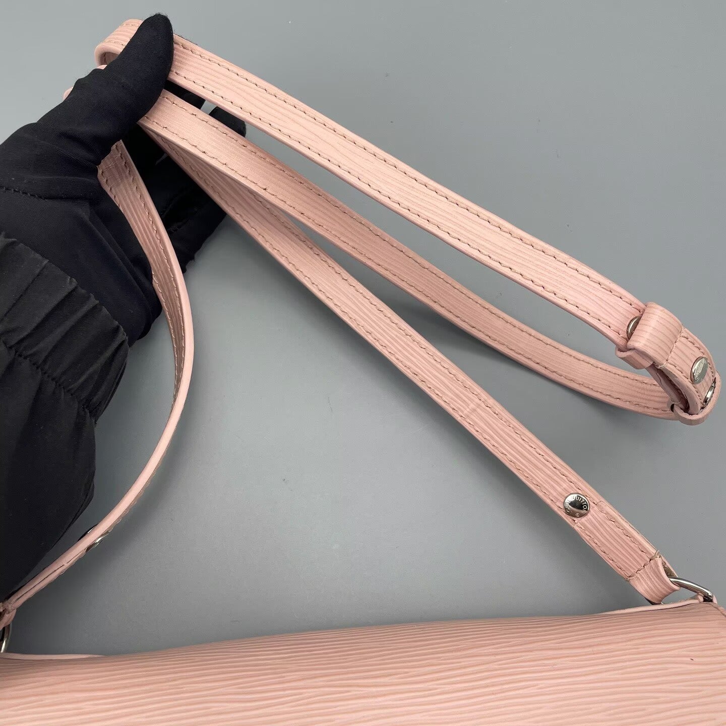 Louis Vuitton - Other - Monogram canvas with Epi leather trim - Brown and Pink with Silver-Tone Hardware - (small)