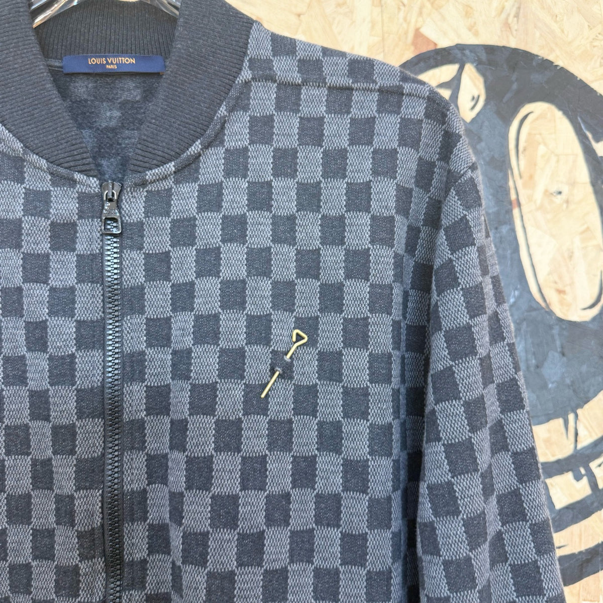Louis Vuitton - Other - Other - Grey