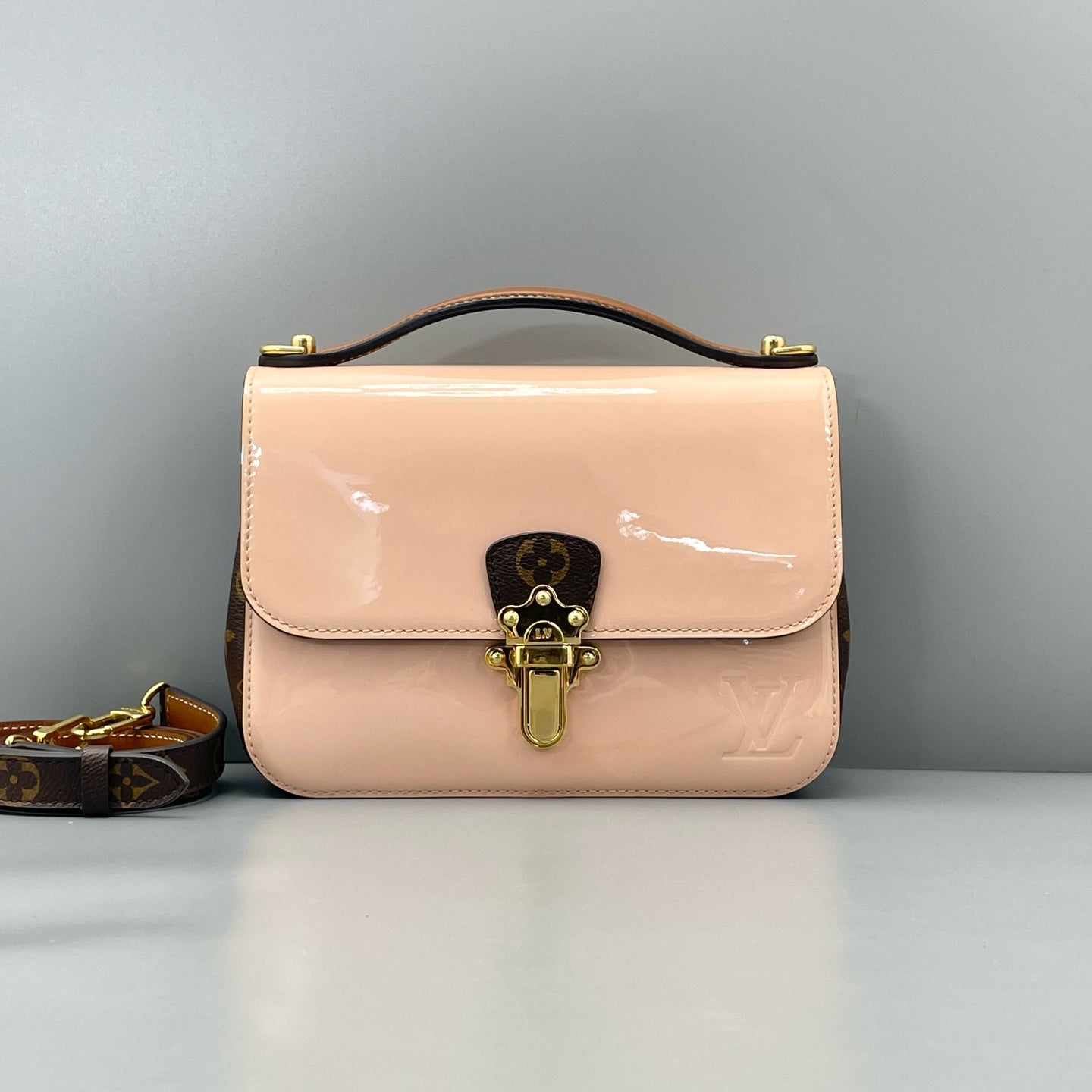 Louis Vuitton - Other - Patent leather - Pink - (small)