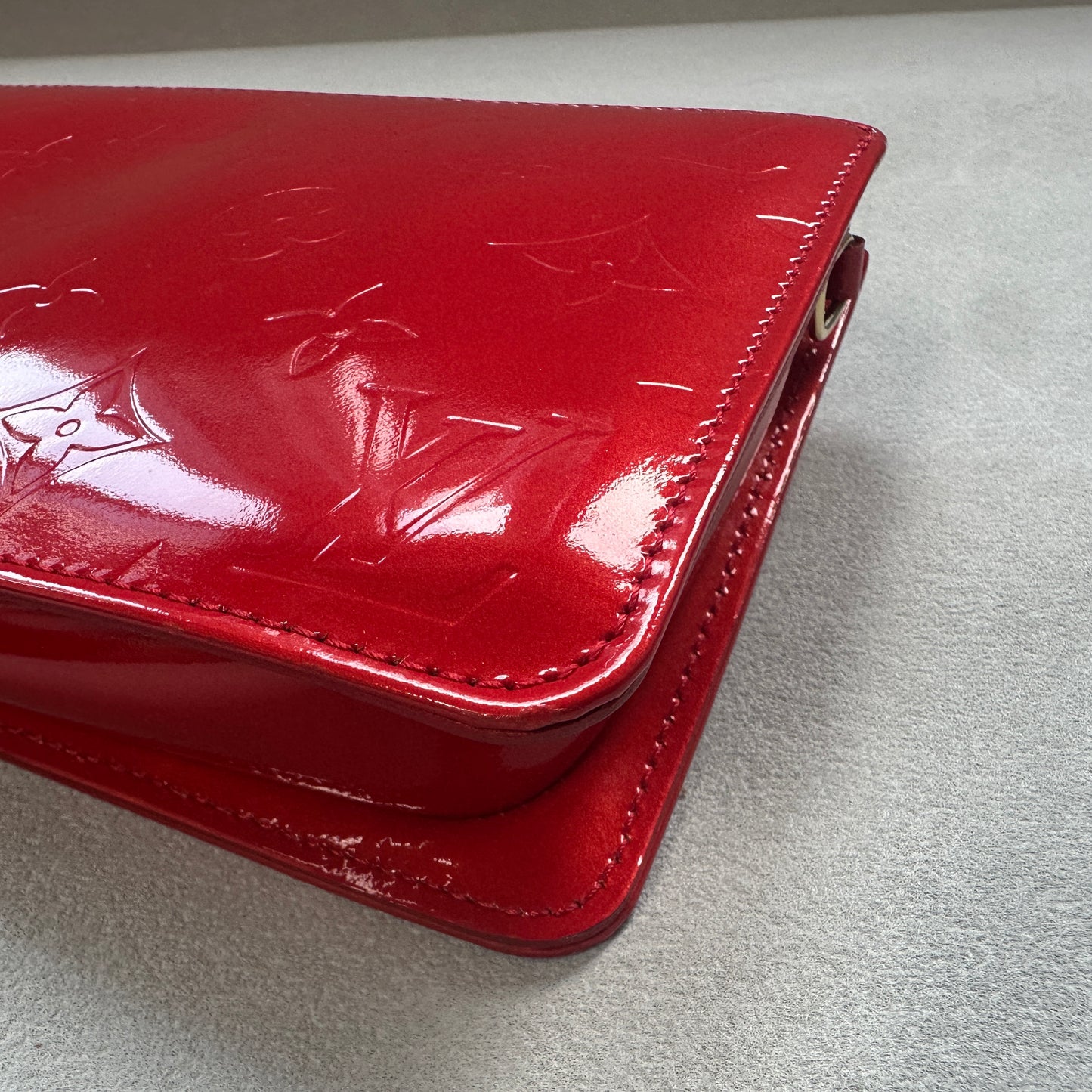 Louis Vuitton - Other - Patent leather - Red - (mini)