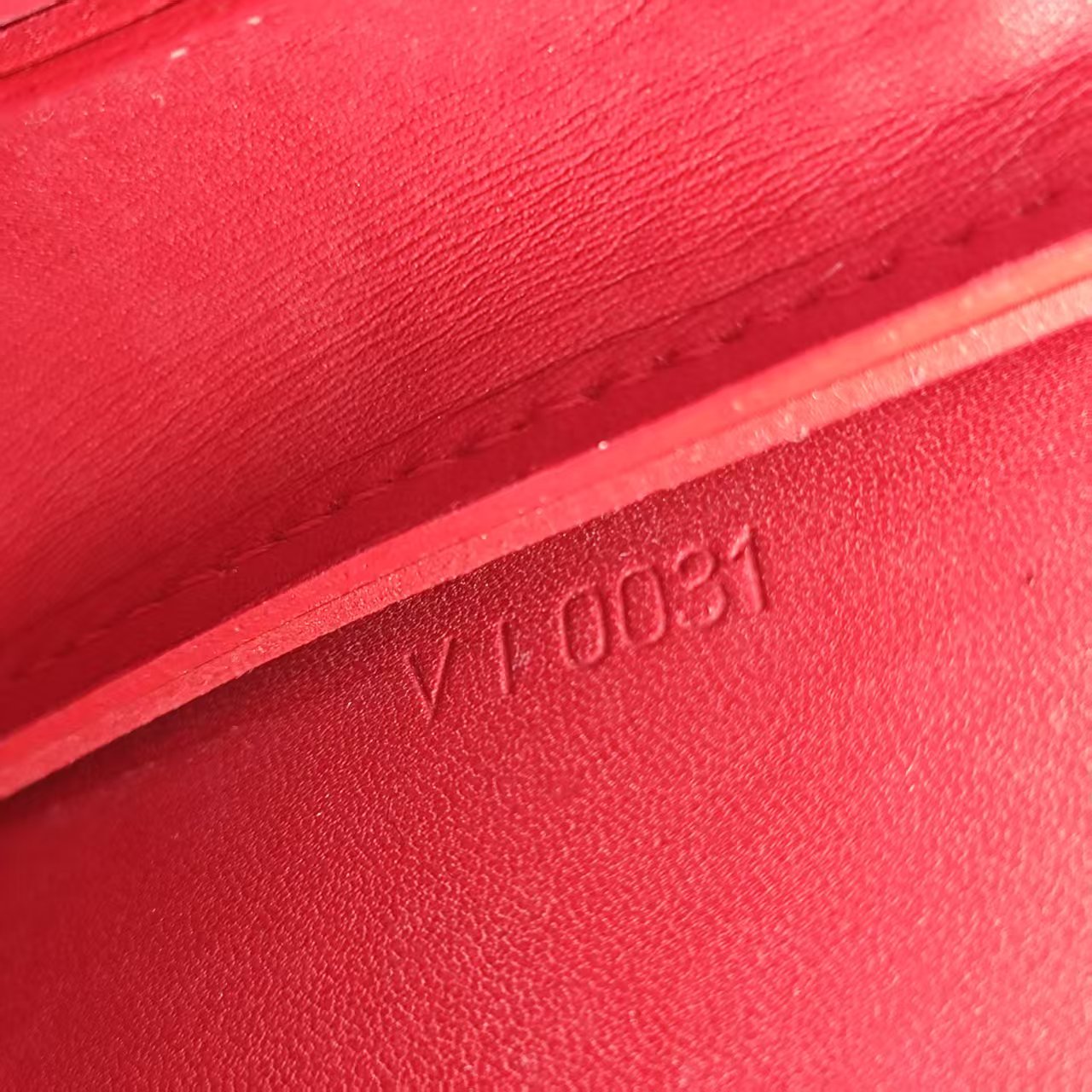 Louis Vuitton - Other - Patent leather - Red - (mini)
