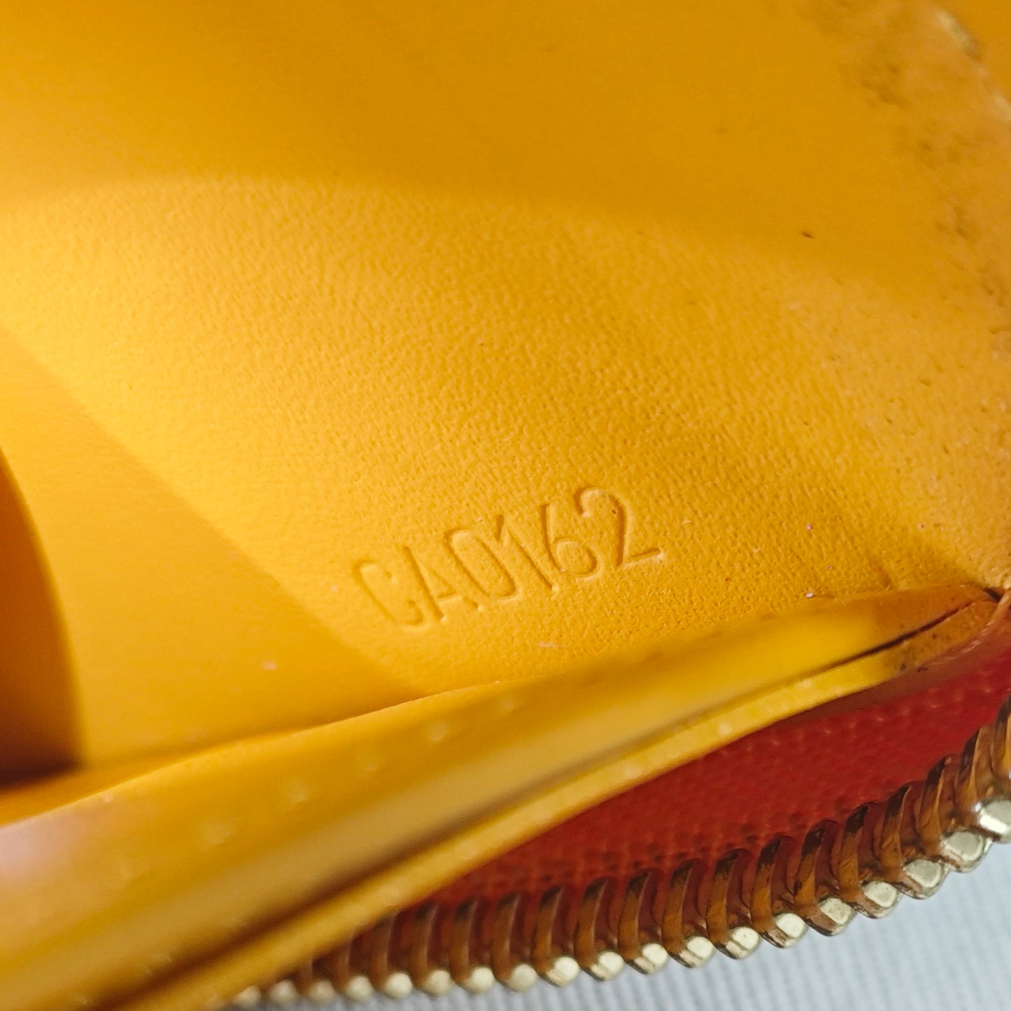 Louis Vuitton - Other - Patent leather - Yellow - (large)