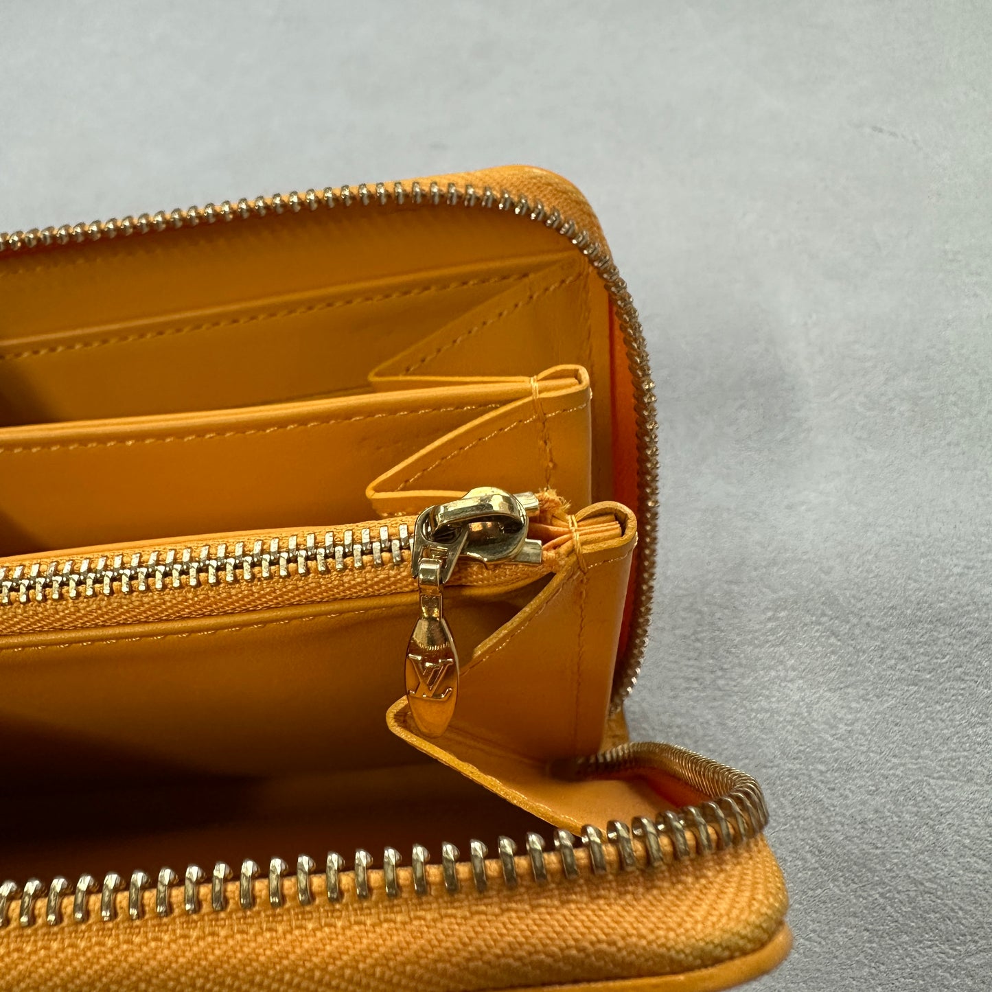 Louis Vuitton - Other - Patent leather - Yellow - (large)