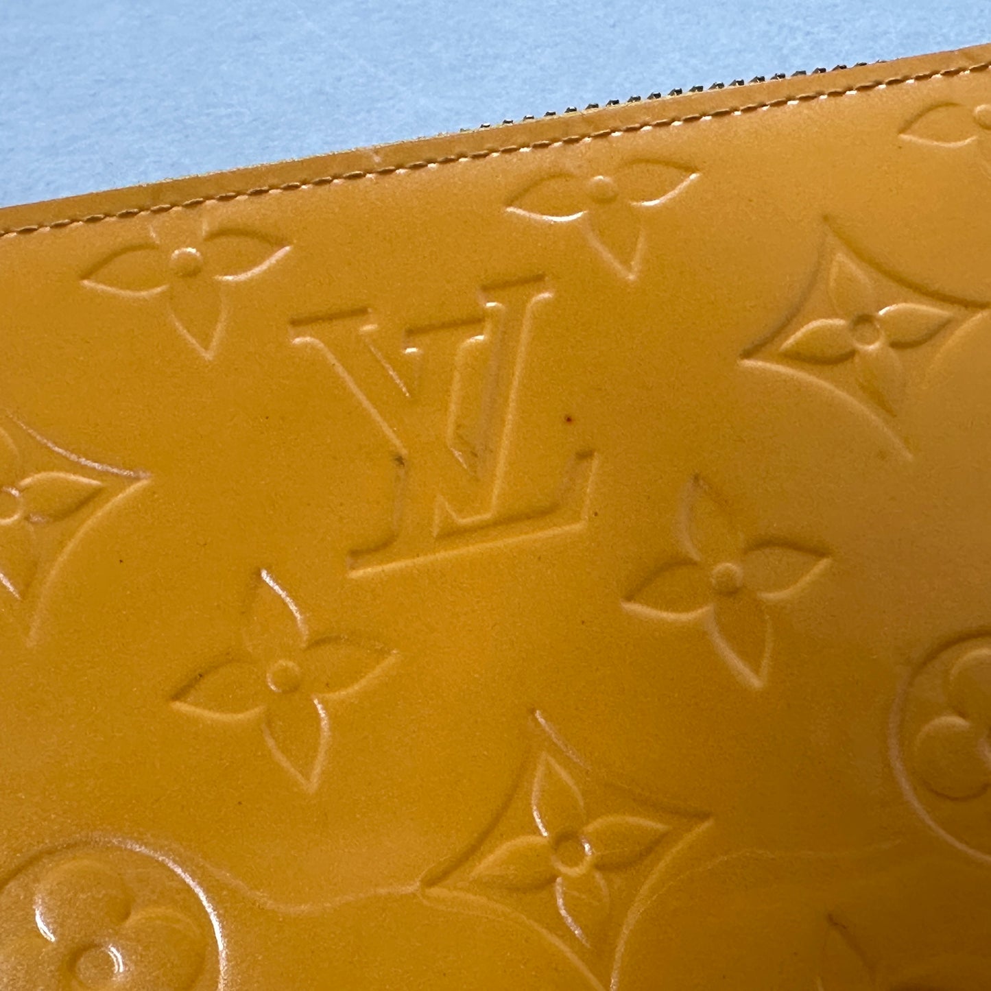 Louis Vuitton - Other - Patent leather - Yellow - (large)
