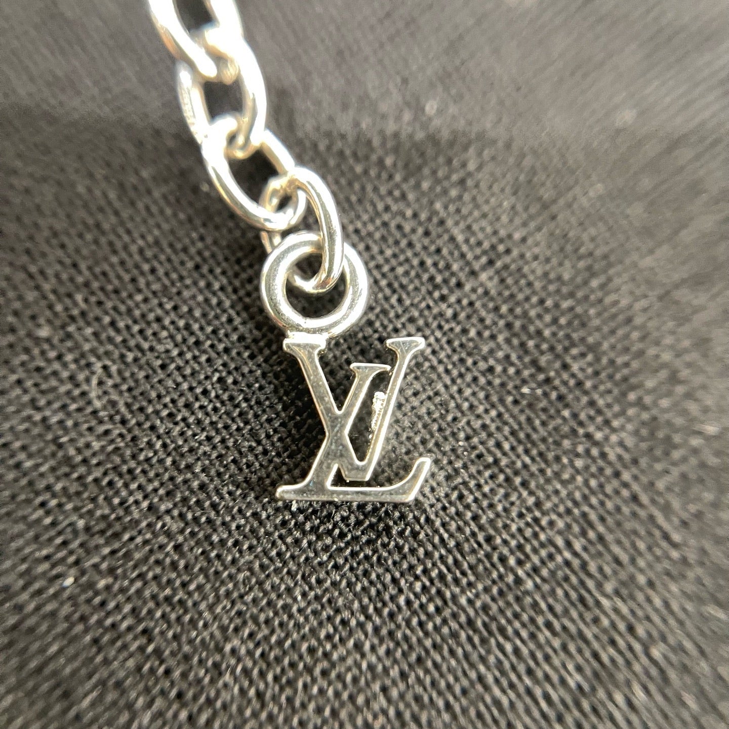 Louis Vuitton - Other - Pearl - White