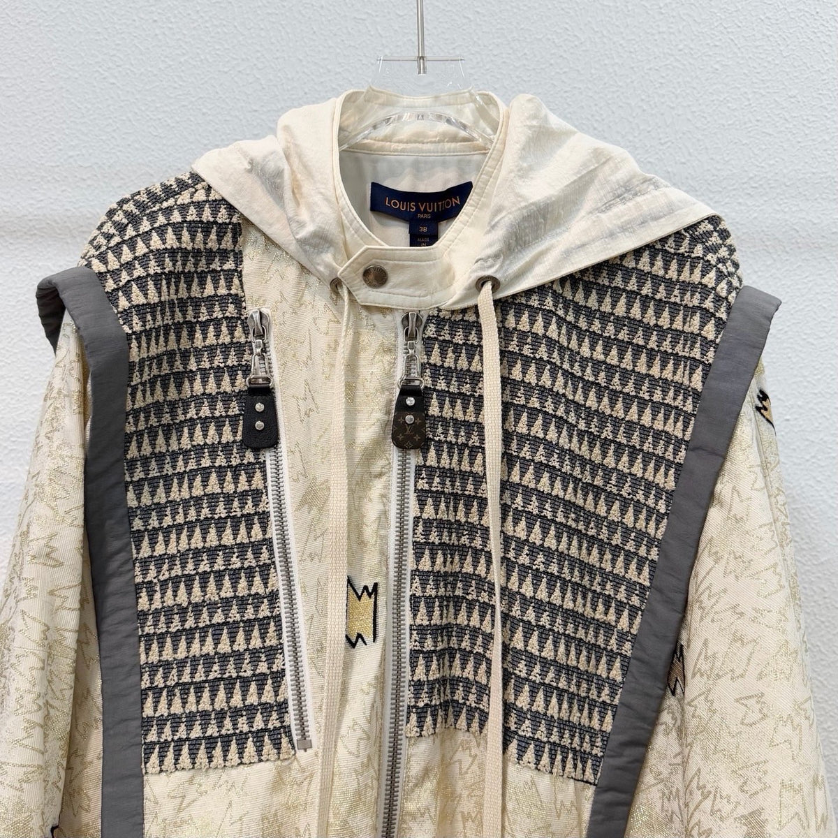 Louis Vuitton - Other - Polyamide - Beige - (38)