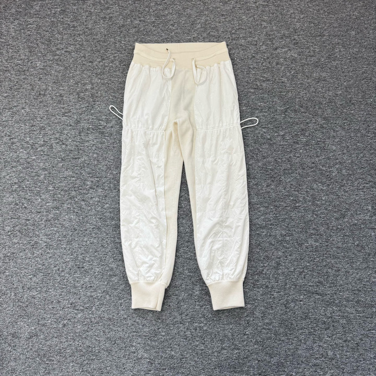 Louis Vuitton - Other - Polyamide - Beige - (XS)