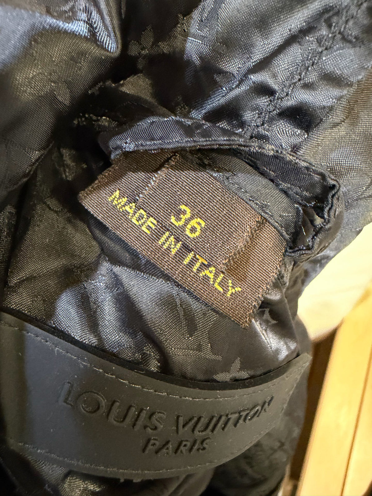Louis Vuitton - Other - Polyamide - Black - (36)