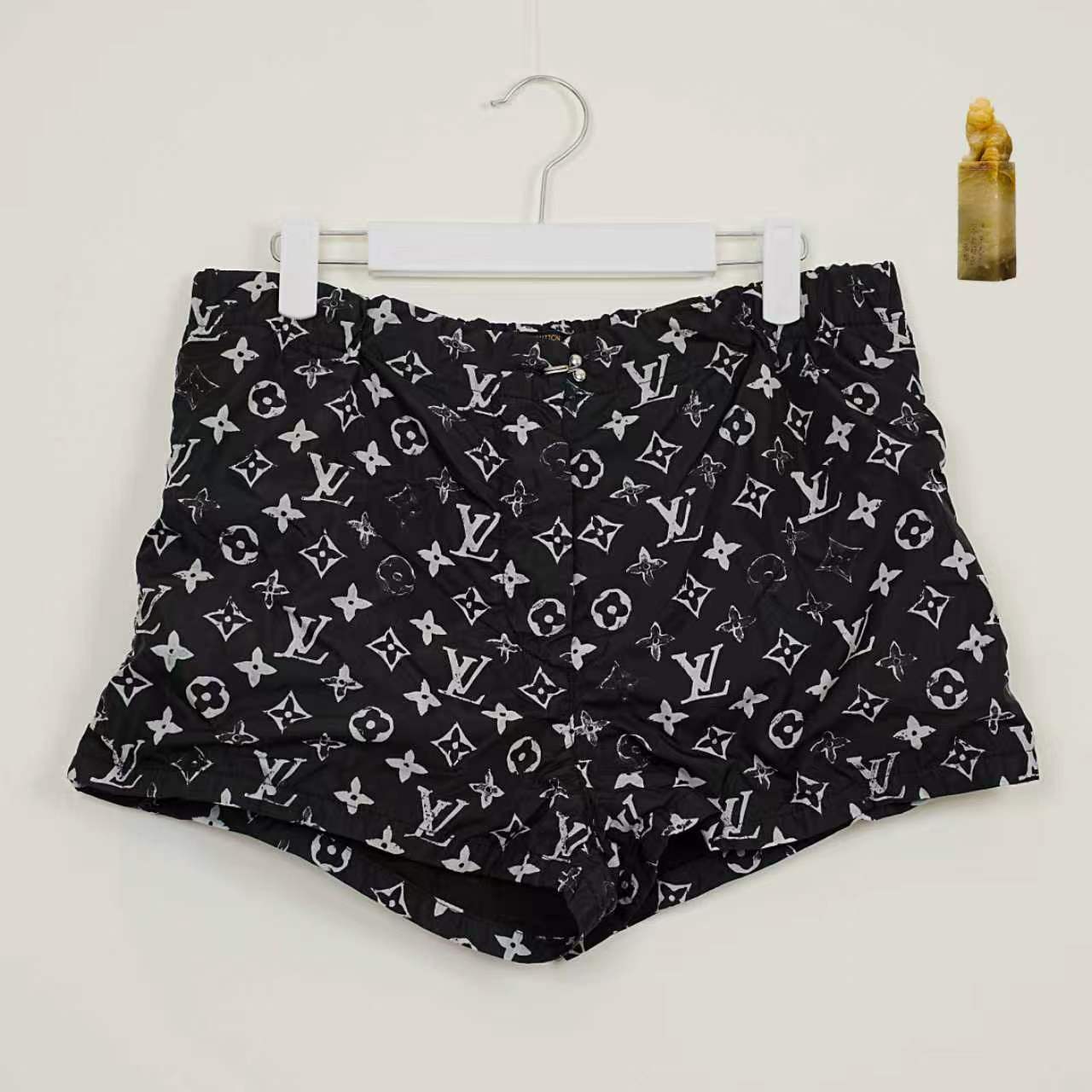 Louis Vuitton - Other - Polyamide - Black - (40)