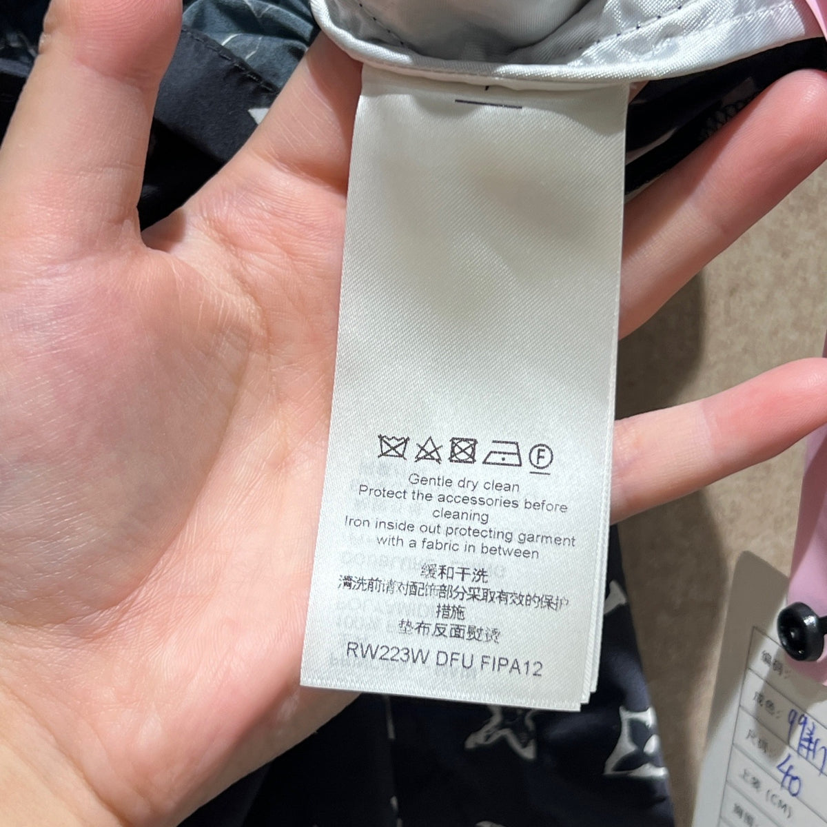 Louis Vuitton - Other - Polyamide - Black - (40)
