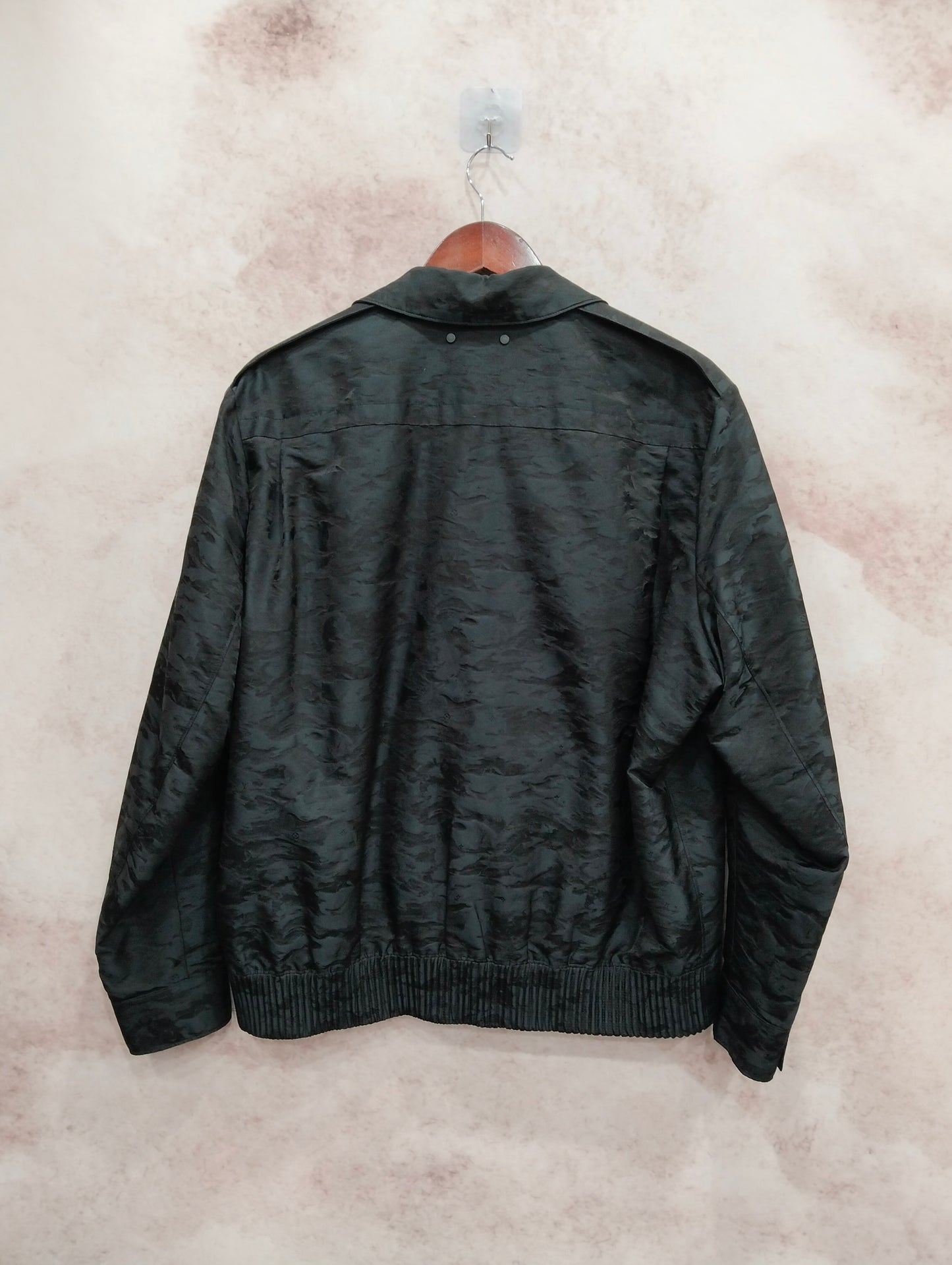 Louis Vuitton - Other - Polyamide - Black - (54)
