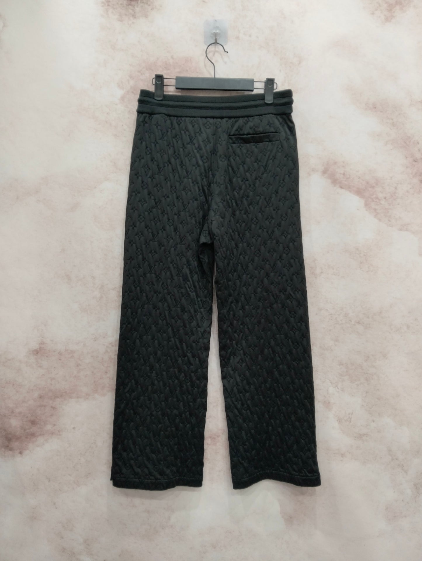 Louis Vuitton - Other - Polyamide - Black - (M)