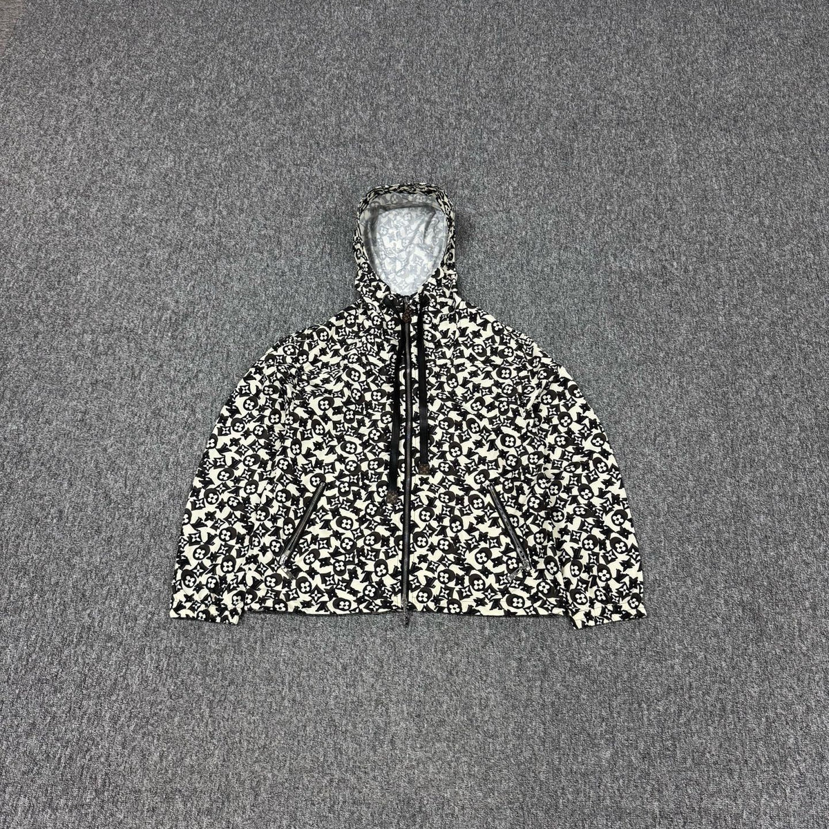 Louis Vuitton - Other - Polyamide - Multicolour - (38)