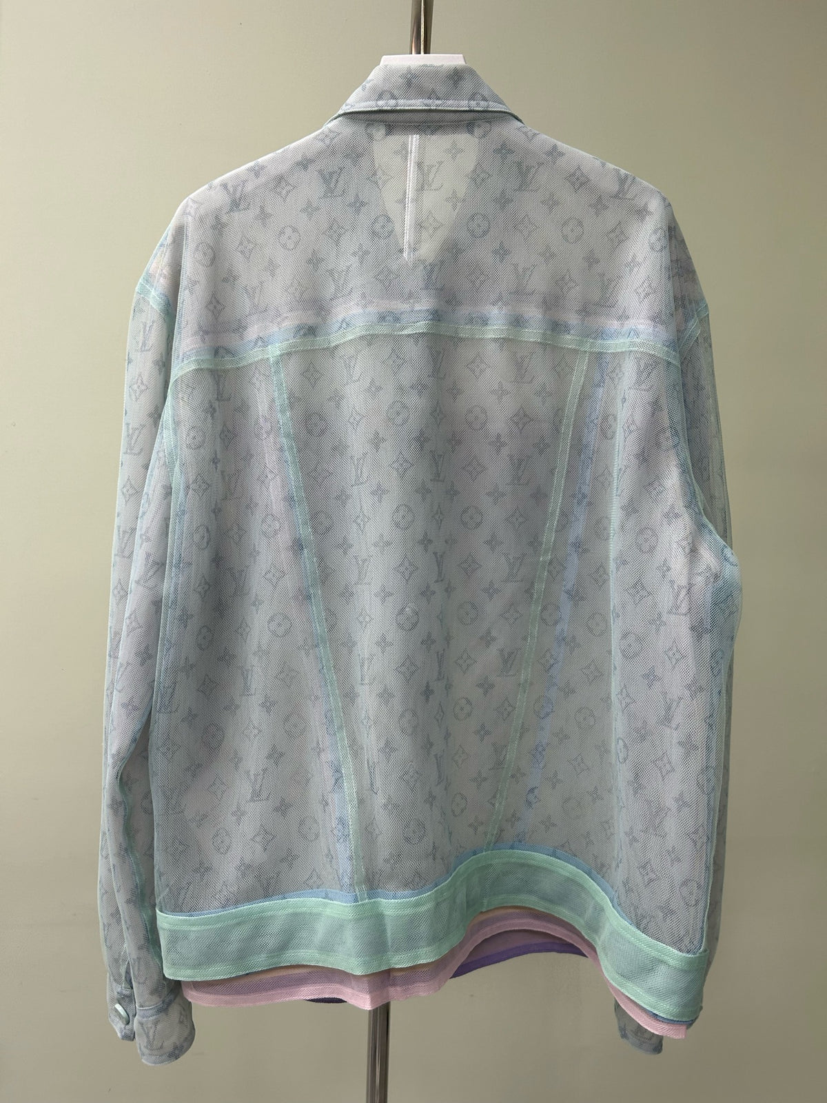 Louis Vuitton - Other - Polyamide - Multicolour - (46)