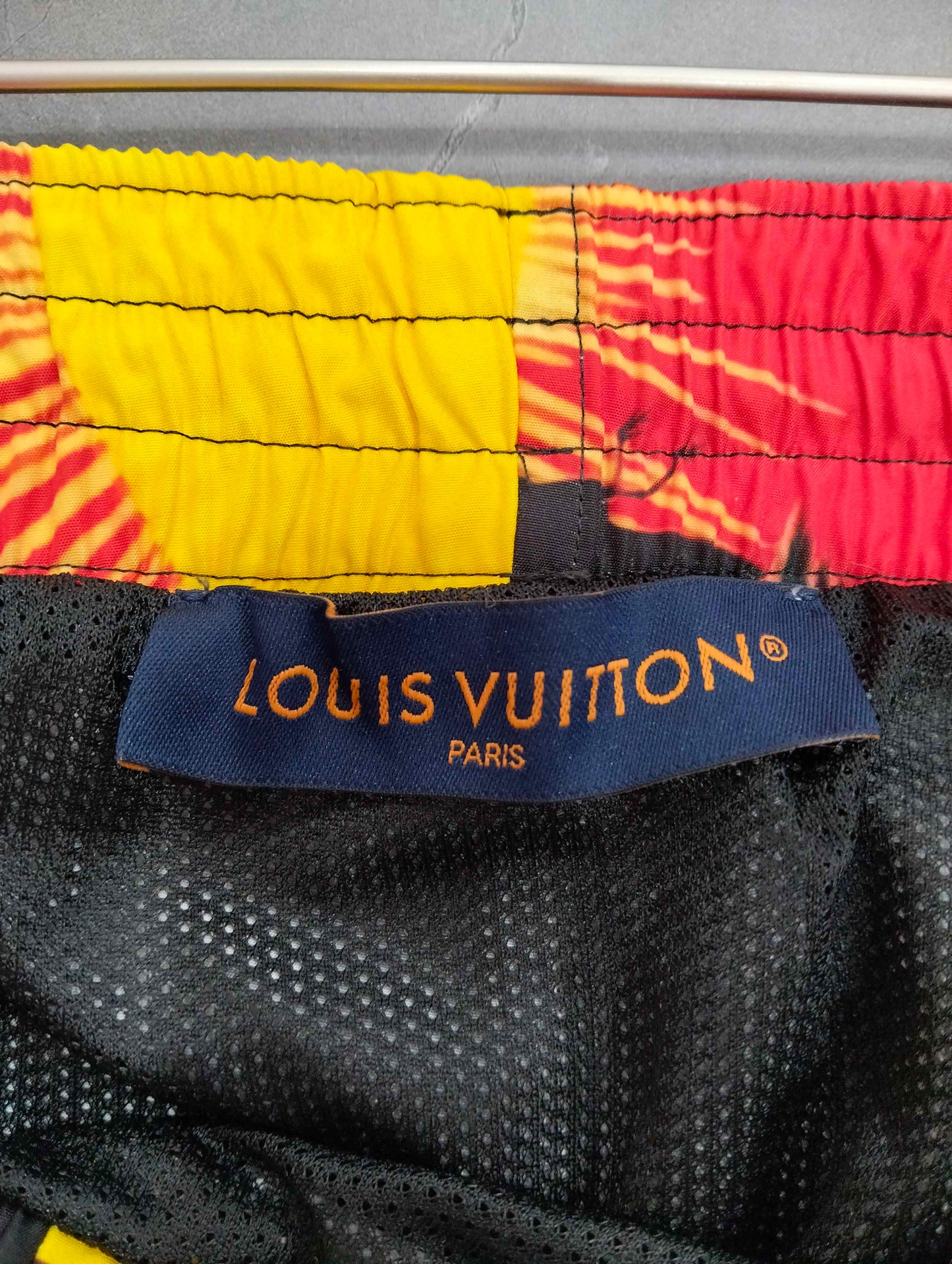 Louis Vuitton - Other - Polyamide - Multicolour - (M)