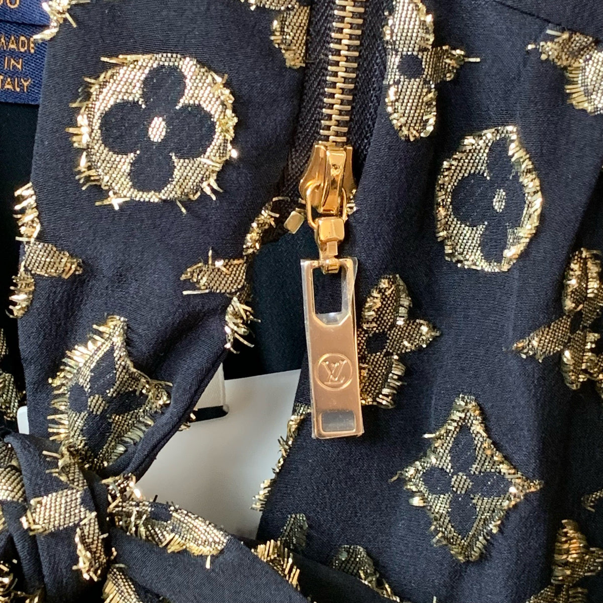Louis Vuitton - Other - Silk - Black - (36)