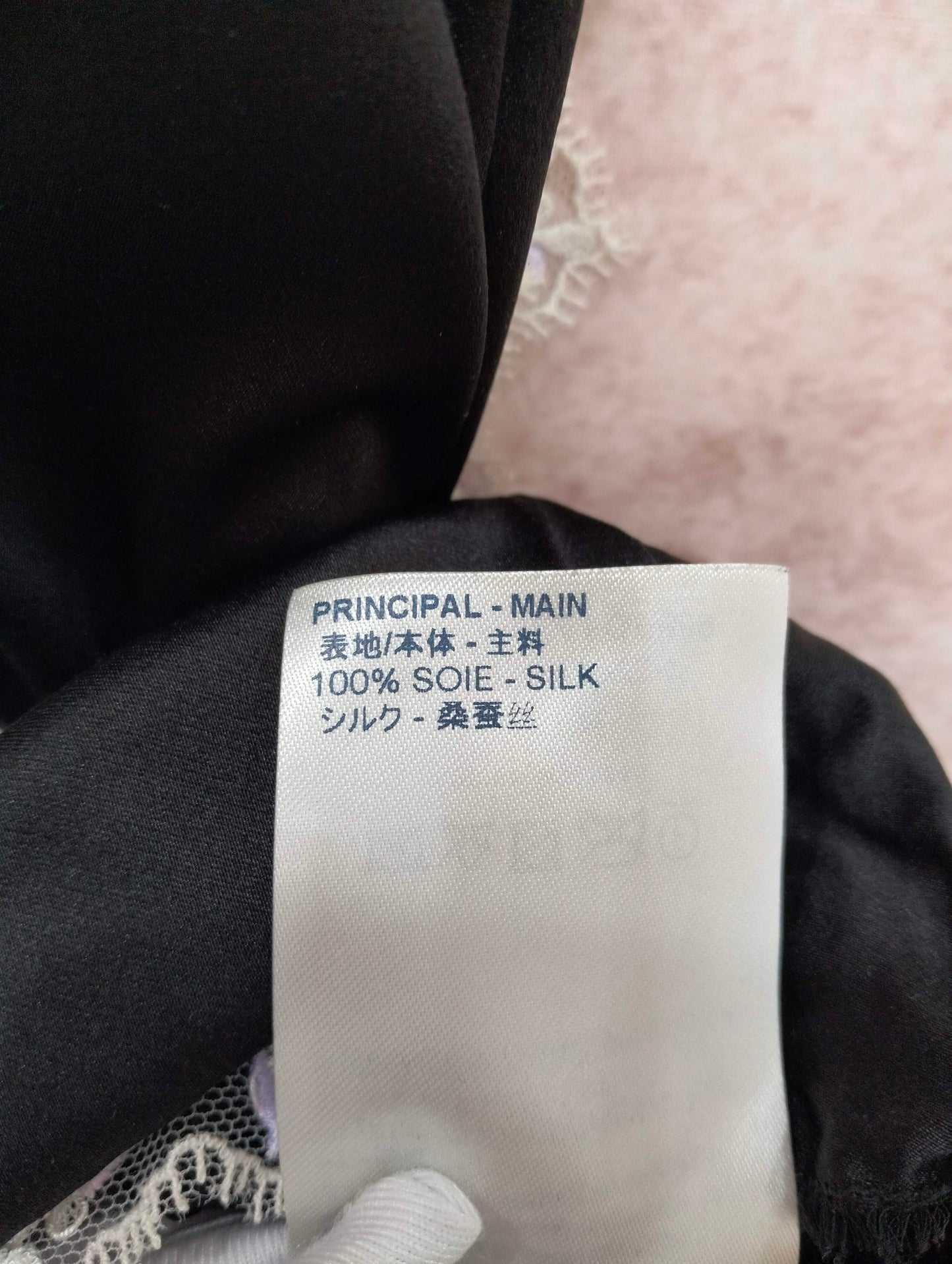 Louis Vuitton - Other - Silk - Black - (36)