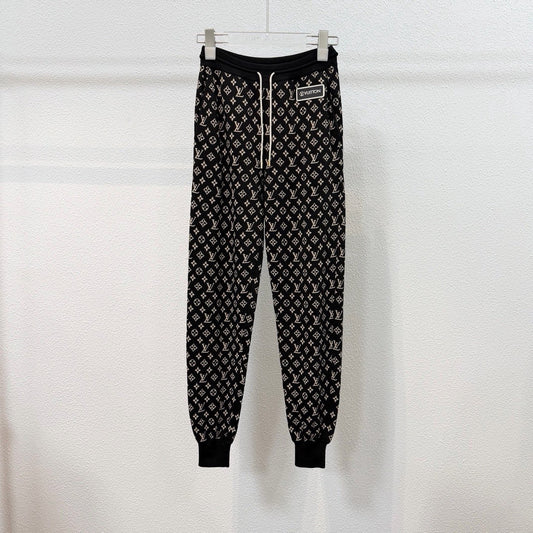 Louis Vuitton - Other - Silk - Black - (S)