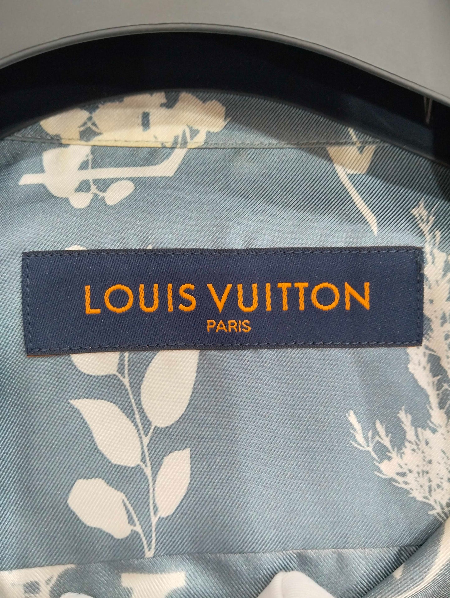 Louis Vuitton - Other - Silk - Blue - (M)