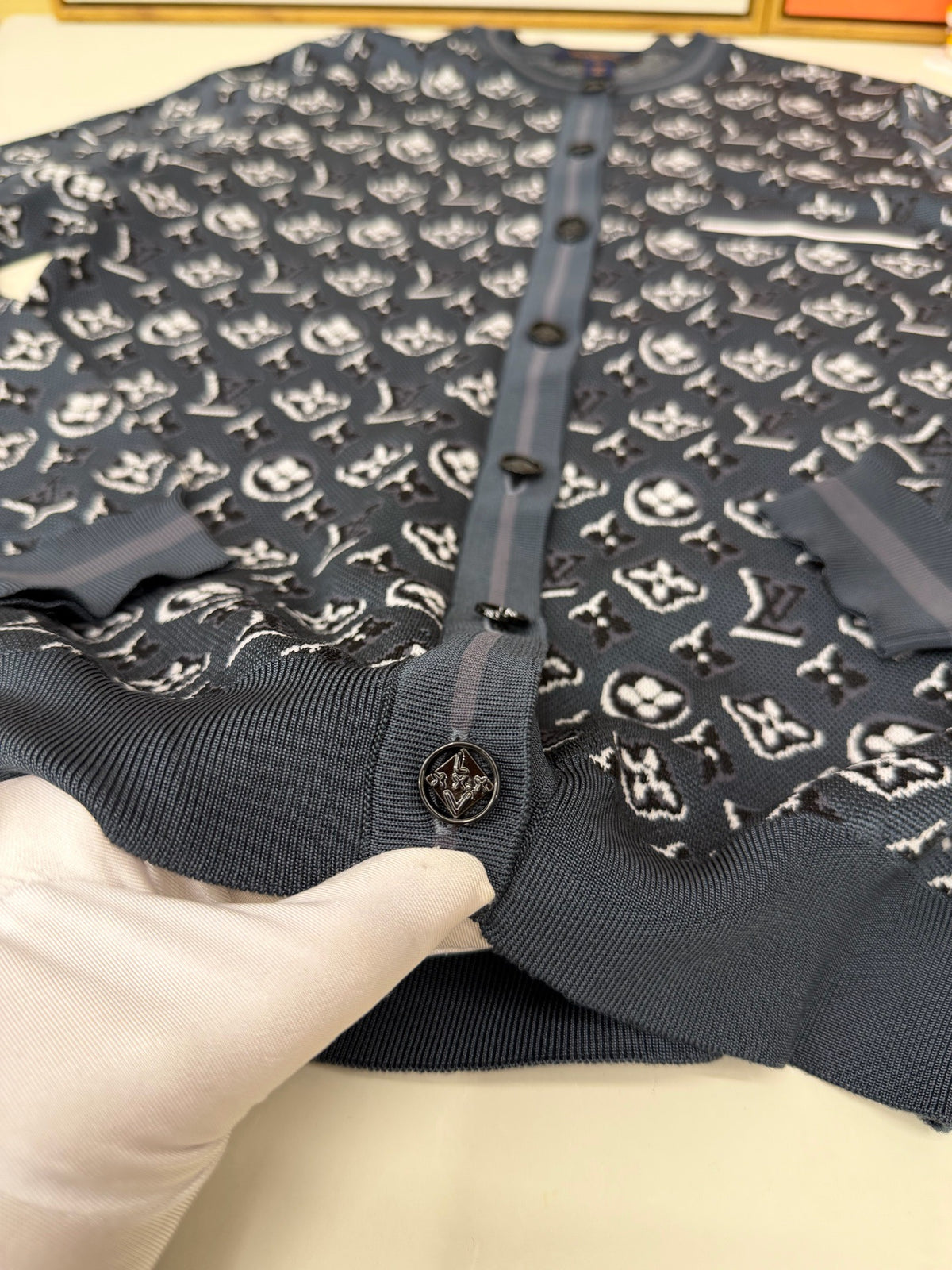 Louis Vuitton - Other - Silk - Navy - (M)
